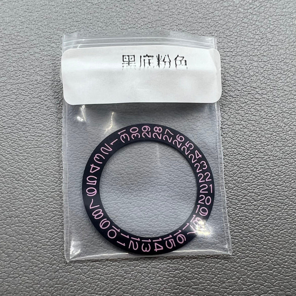 Black Background Light Pink Character Date Disk Date Wheel Overlay for NH35 NH36