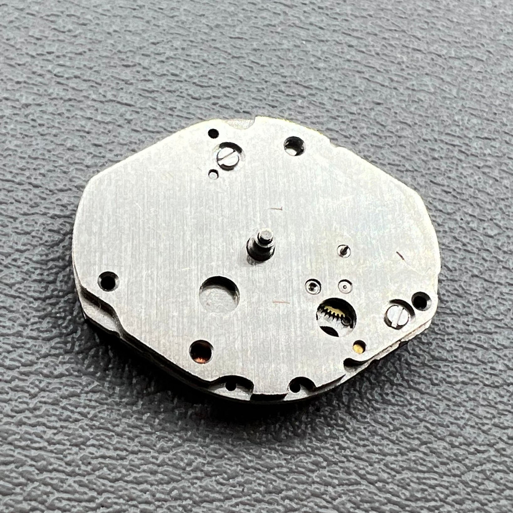 Japan Morioka Tokei V252A Watch Quartz Movement 2 Hands with Small Second