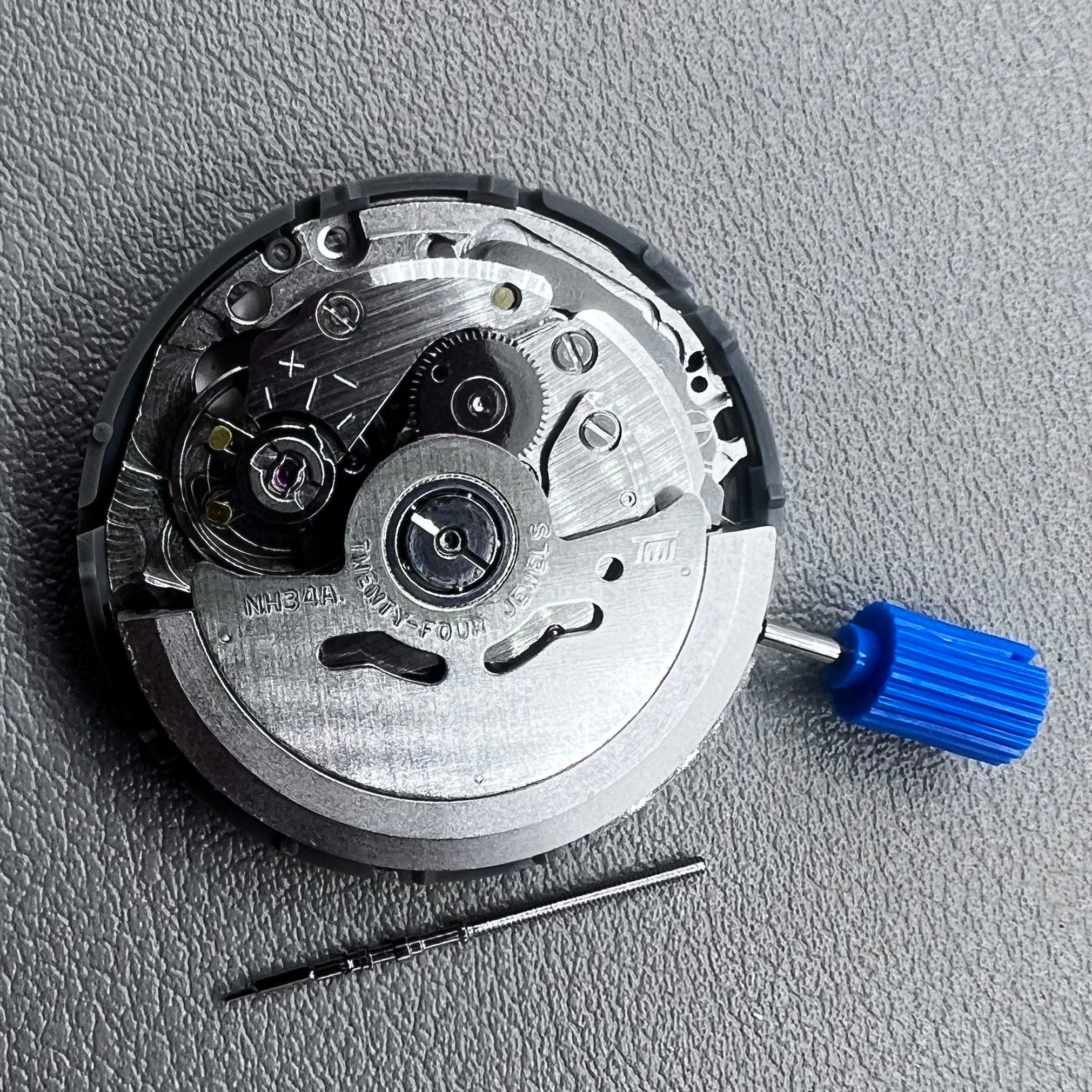 NH34 Automatic Mechanical GMT Movement White Disk Spades Font Hacking Seconds