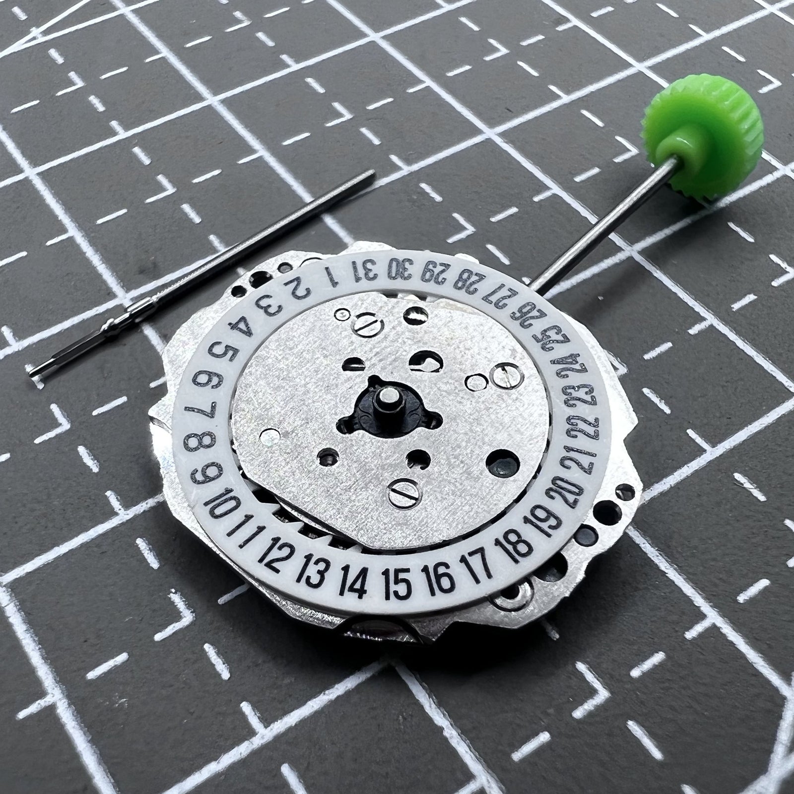 Japan Miyota 4T74 Quartz Movement Single Calendar 2 Hands Date At 6