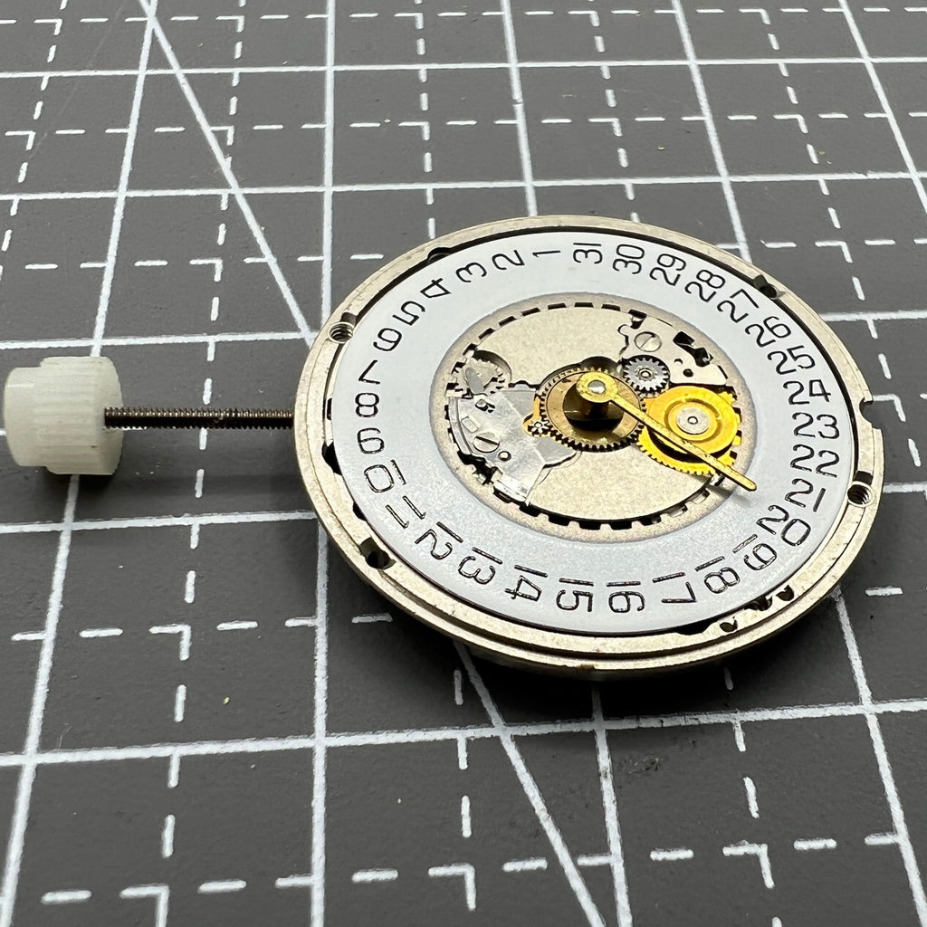 ETA 955.414 Date at 3 Swiss Made Quartz Movement Silver Single Calendar