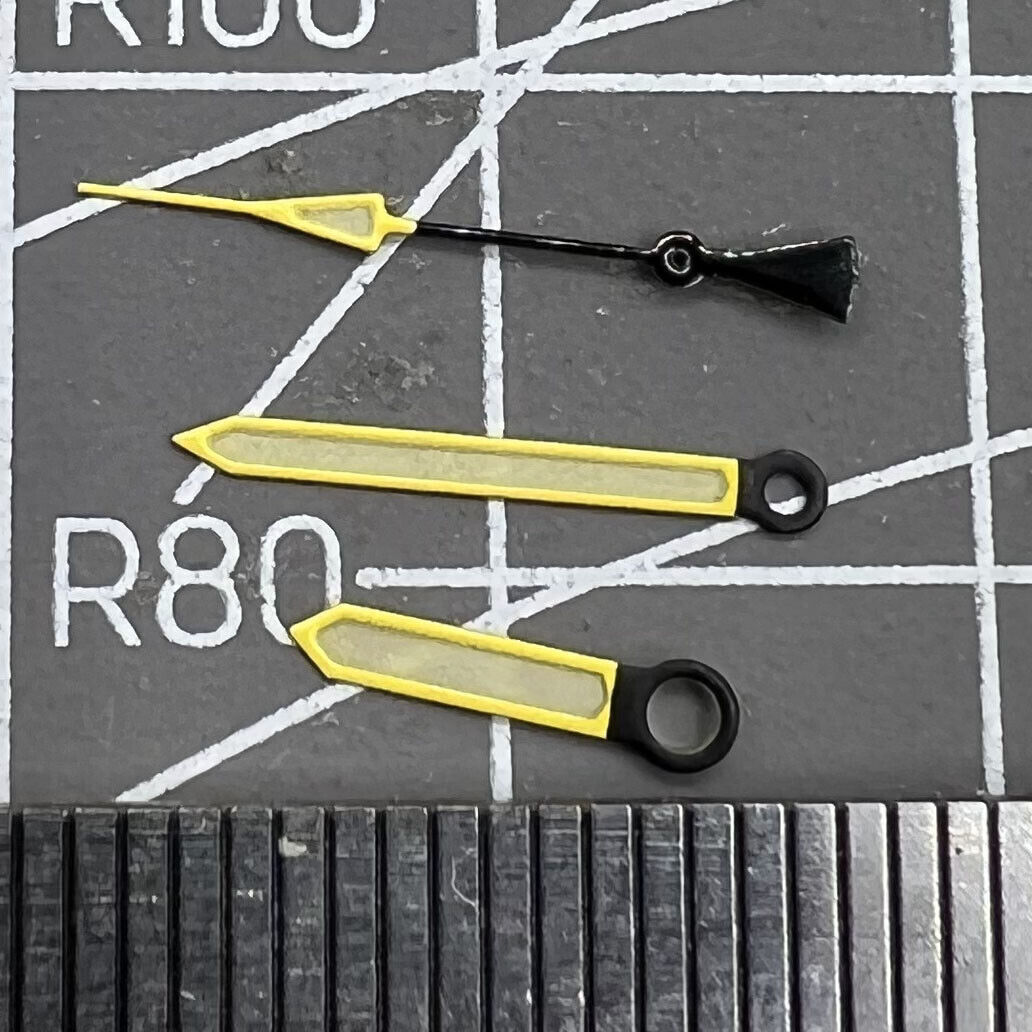 2 Sets/Pack Green Luminous Yellow Trim 3 Hands Watch Hands for NH35/NH36