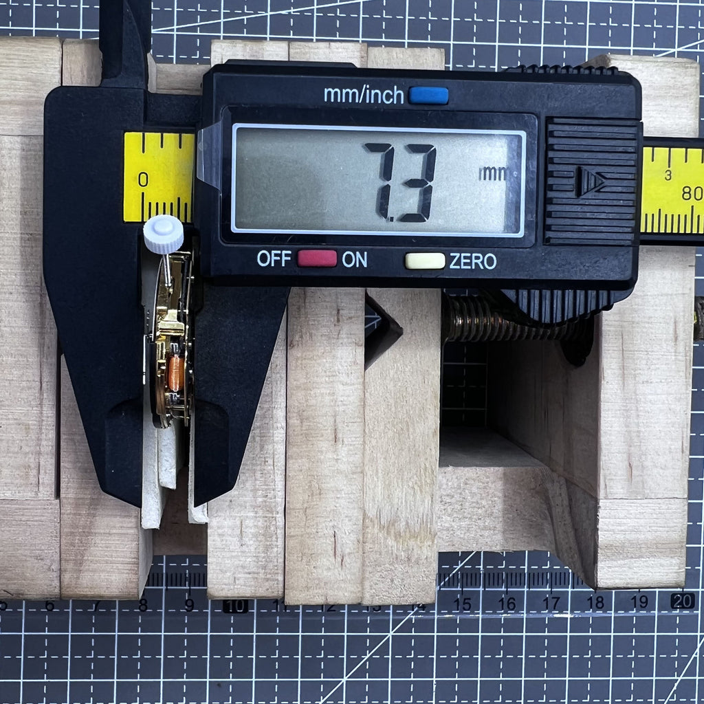 Swiss Ronda 3540D 3540.D Quartz Watch Movement Date At 3