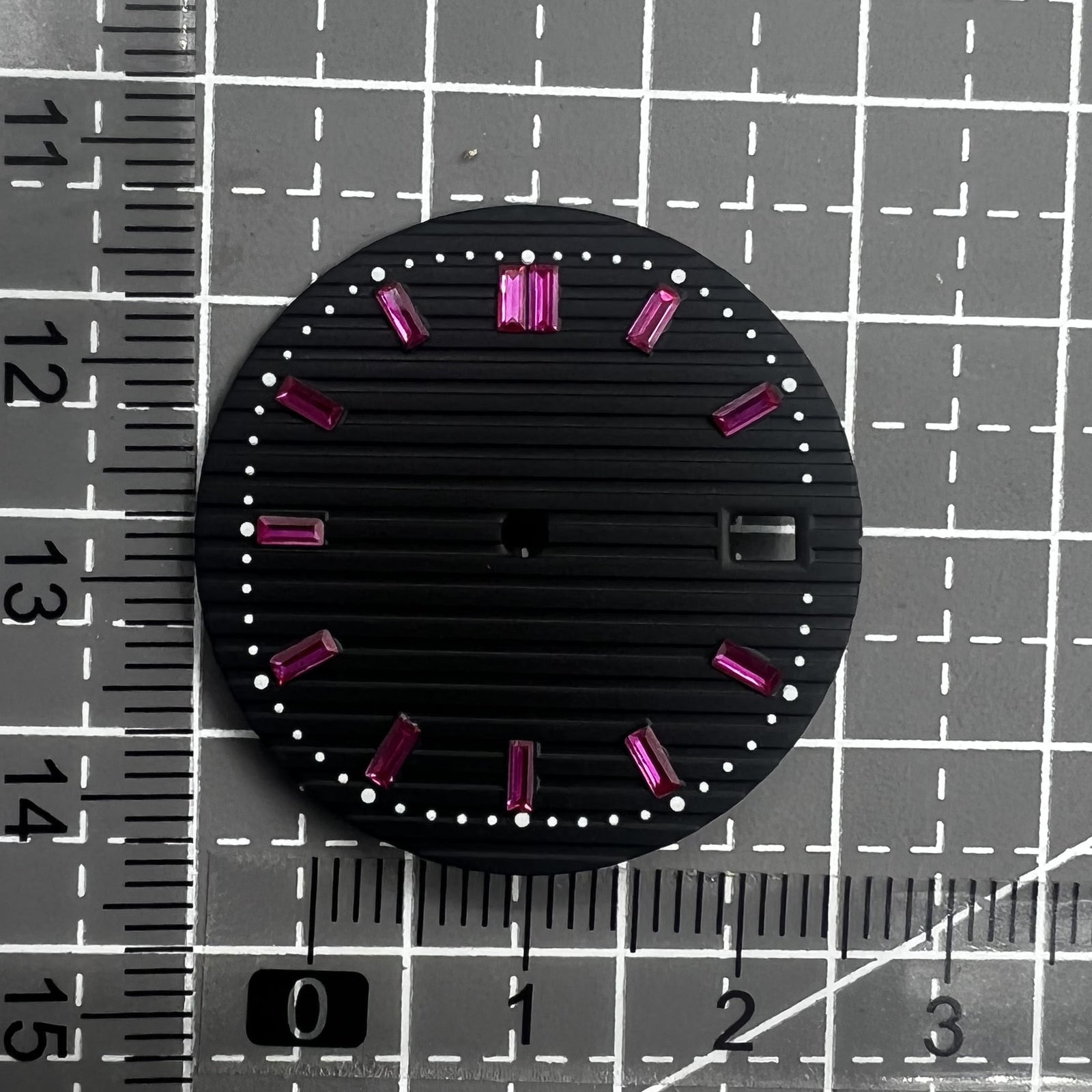 29.8mm Pink Imitation Gemstone Nail Black Watch Dial for Movement Seiko NH35