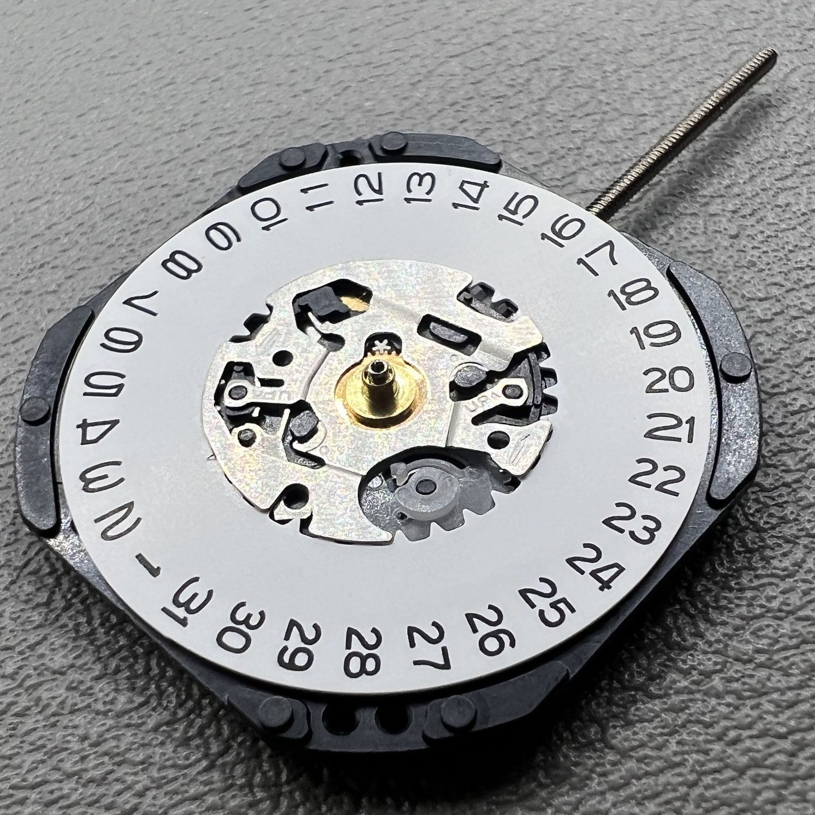 2 PIECES Japan Hattori Epson VX32 VX32E Date At 3 Watch Quartz Movement