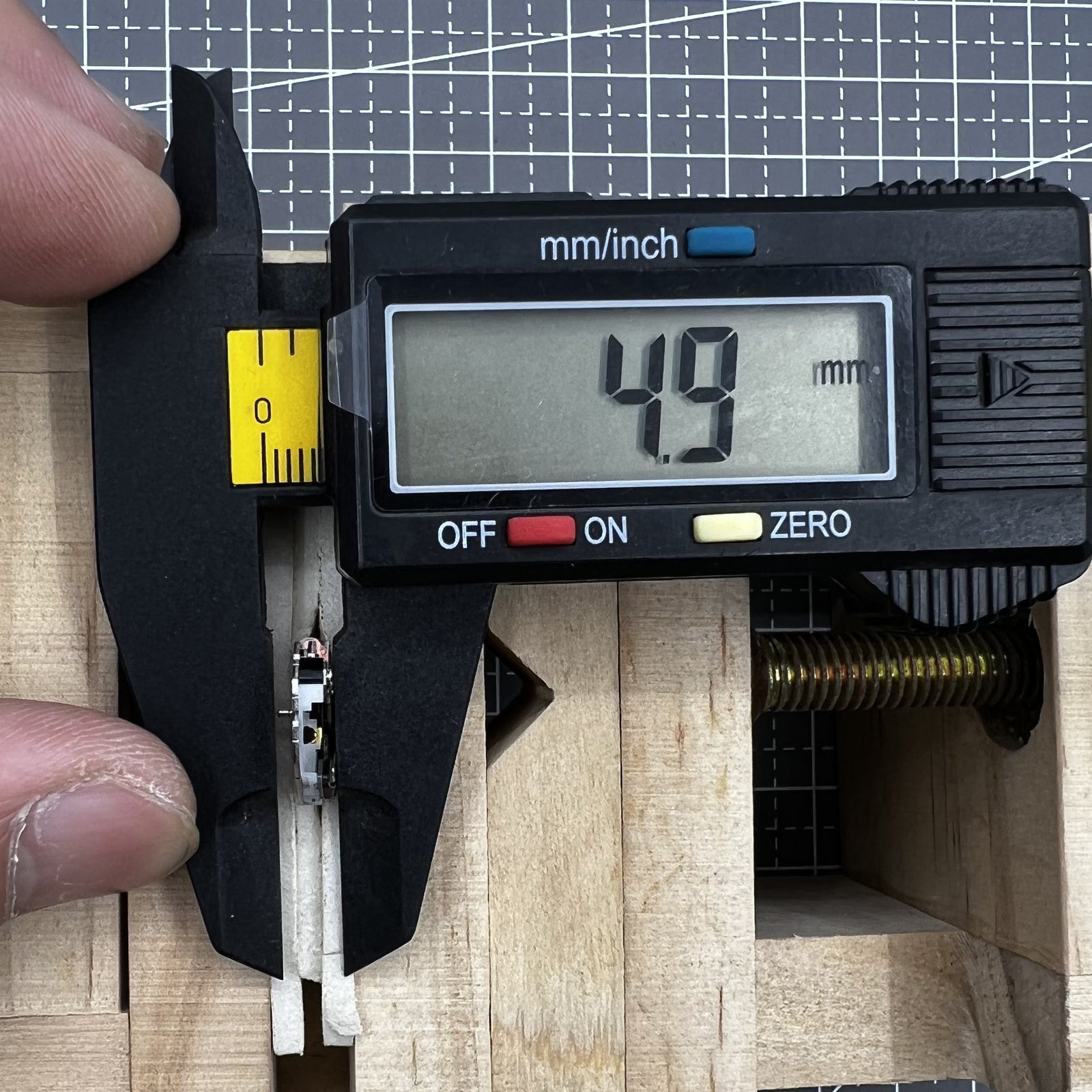 Miyota 2036 Quartz Movement with Watch Stem HCP