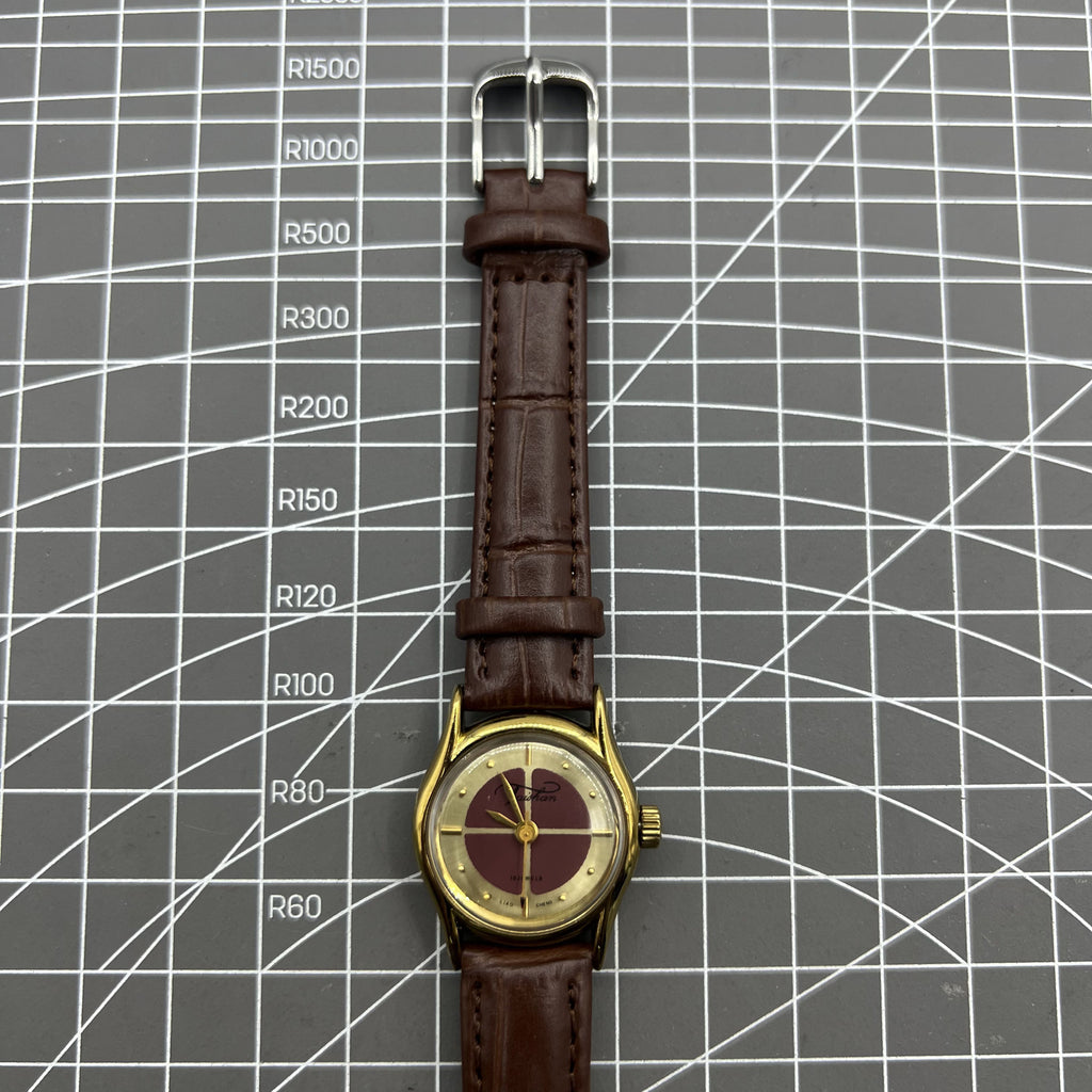 26mm Brown Liaocheng TAISHAN Manual Mechanical Lady Watch 19 Jews Golden Nail