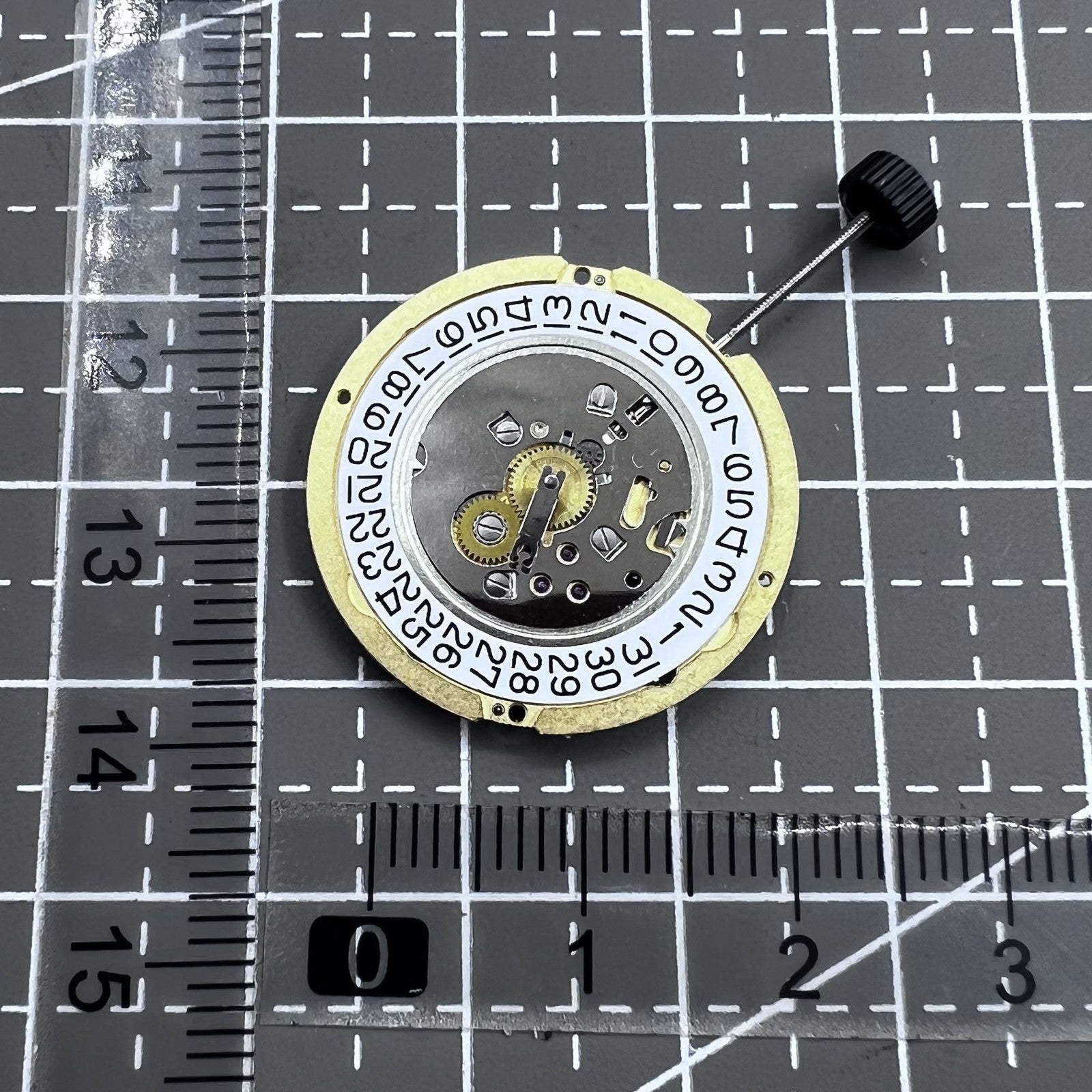 Swiss Ronda 1009 Watch Quartz Movement Date at 3 2 Hands