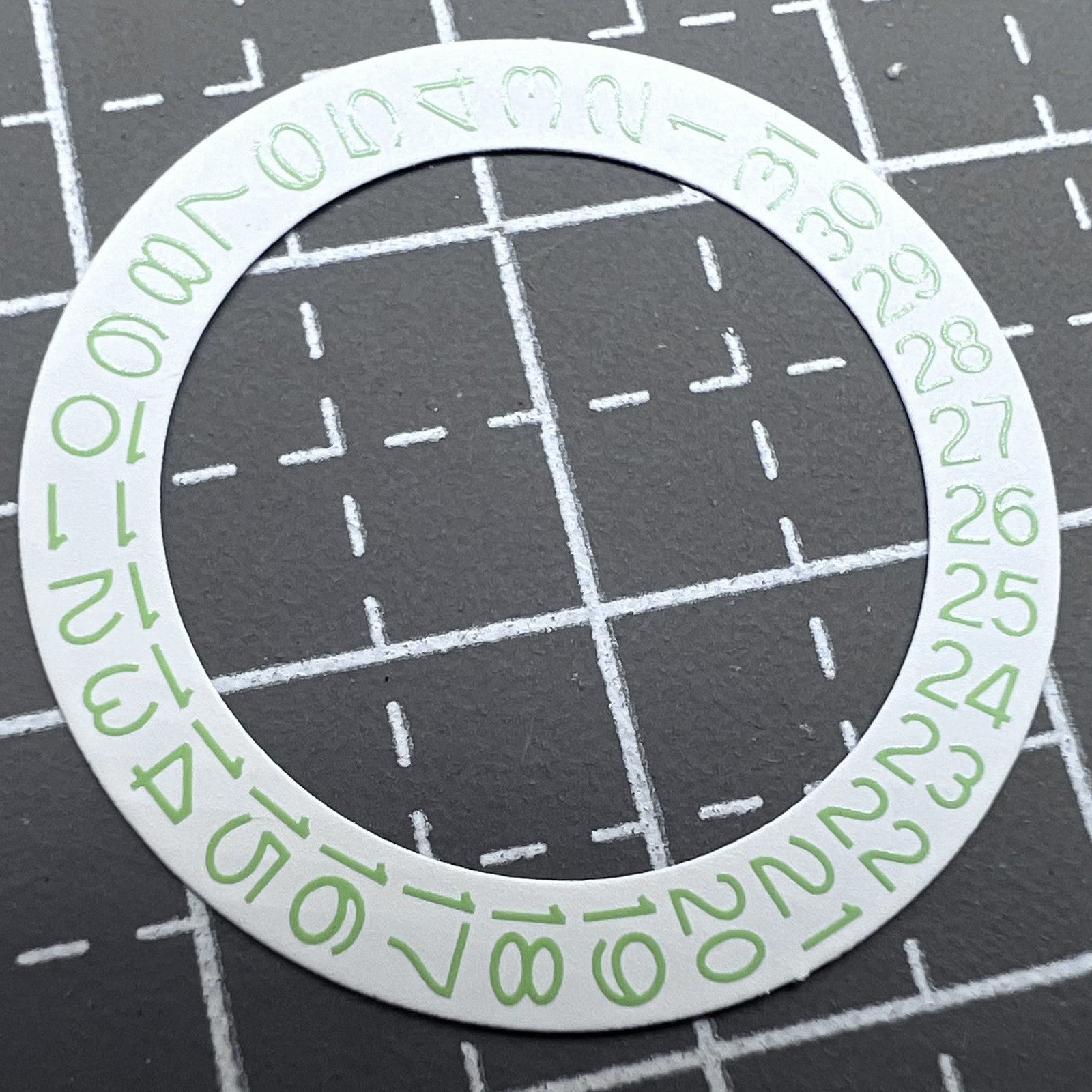 2 PIECES White Background Light Green Character Disk Date Wheel for NH35 NH36