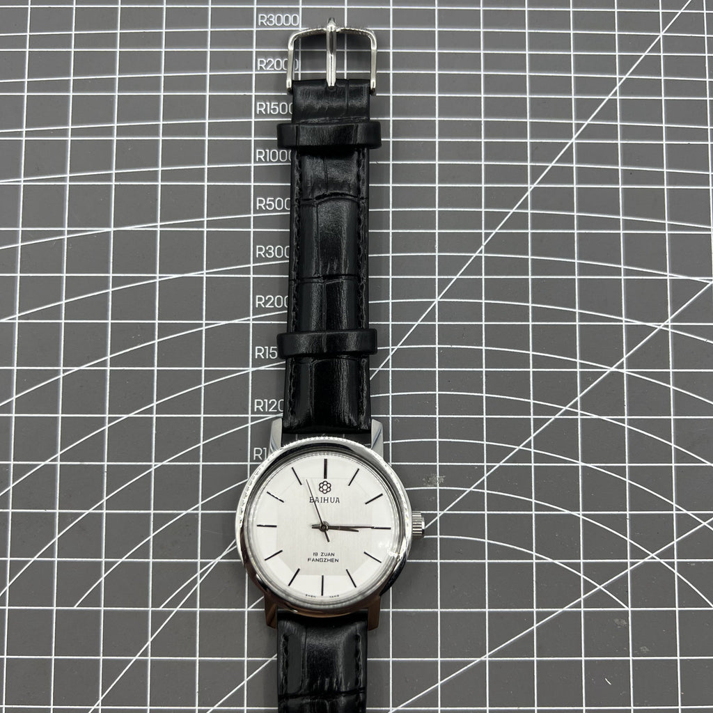 37mm China Baihua Manual Mechanical Watch 19 Jews Silver Dial Shock-Resistant