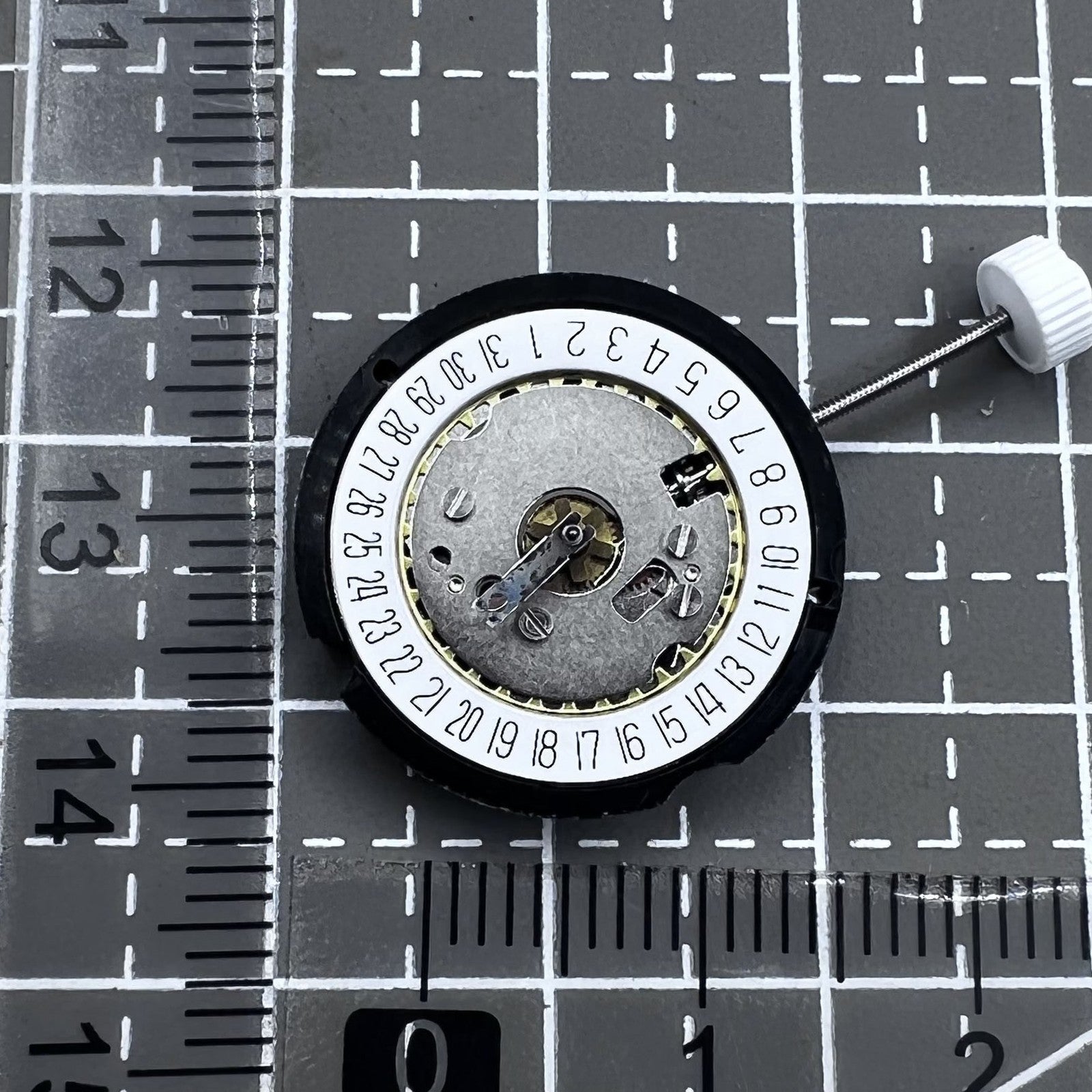 Swiss Ronda 585 Quartz Watch Movement Normal Height Date At 6