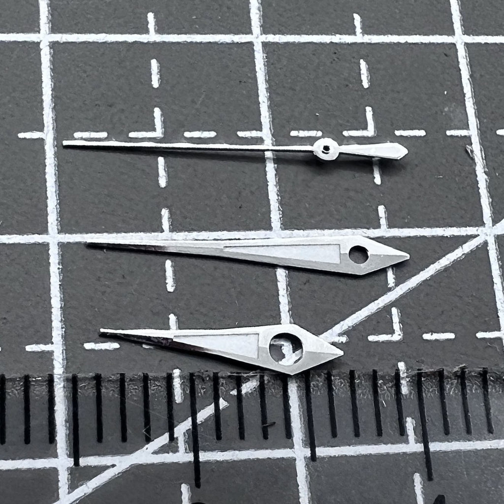 2 Sets/Pack Silver Trim Green Lume Arrow Shape Hands for ETA2836 2824 2892A2