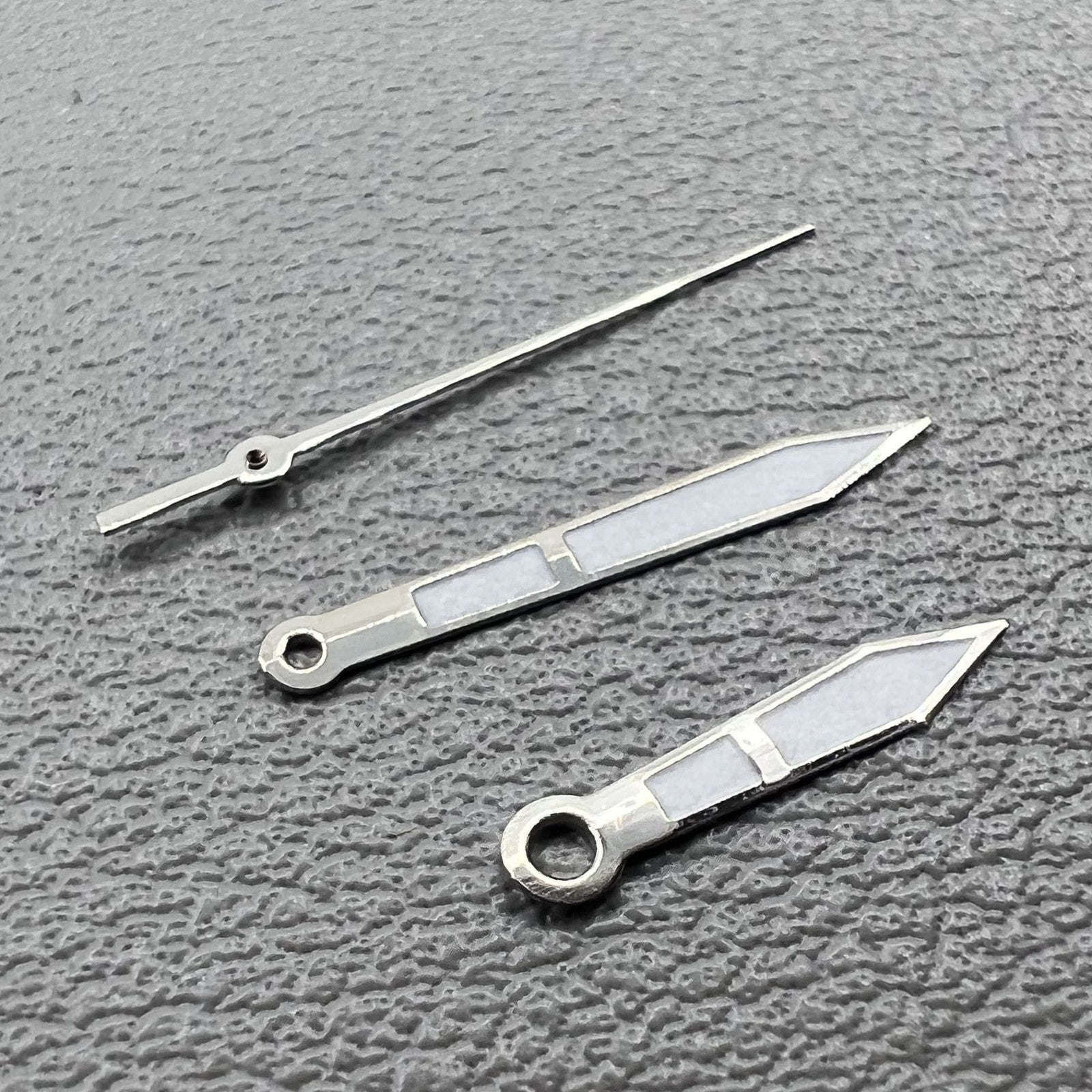 2 Sets/Pack Green Lume Silver Trim Watch Hands 10x14x14mm for Ronda 515 Movement