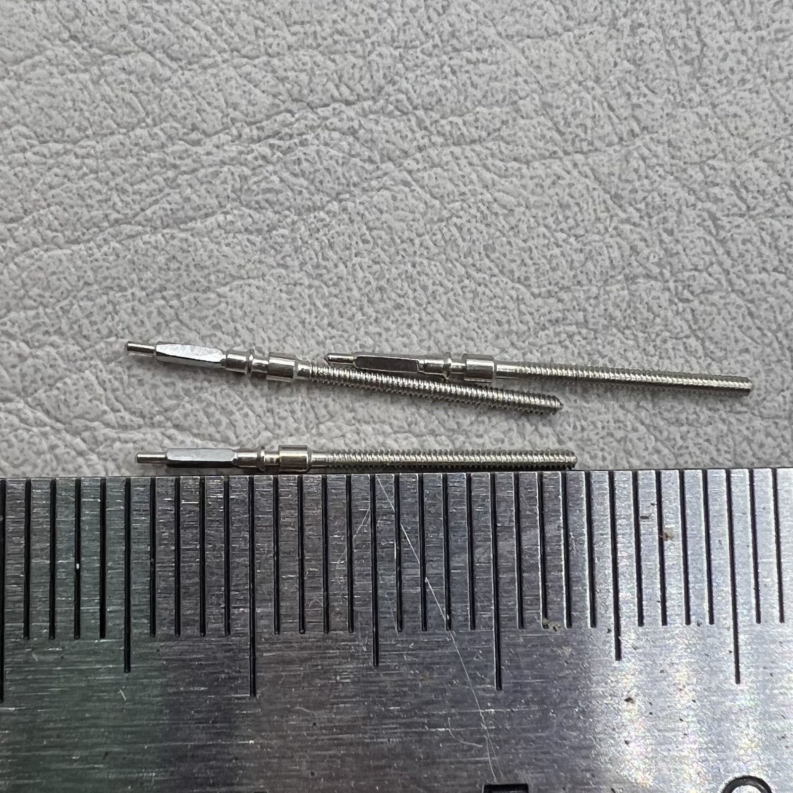 2 PIECES Replacement Watch Winding Stems Fit for Citizen 0950 0951 Movement