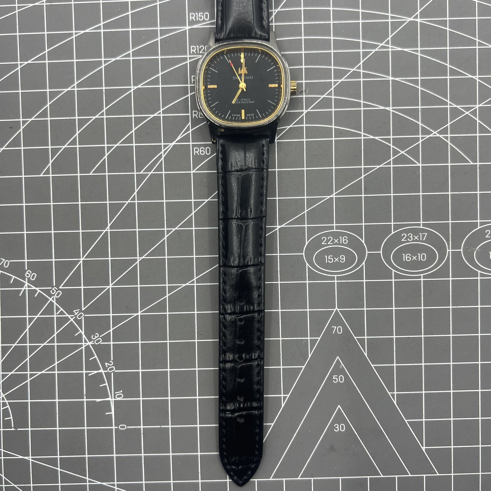 34mm Shanghai Factory Made Manual Mechanical Watch Black 19 Jews Shock-Resistant