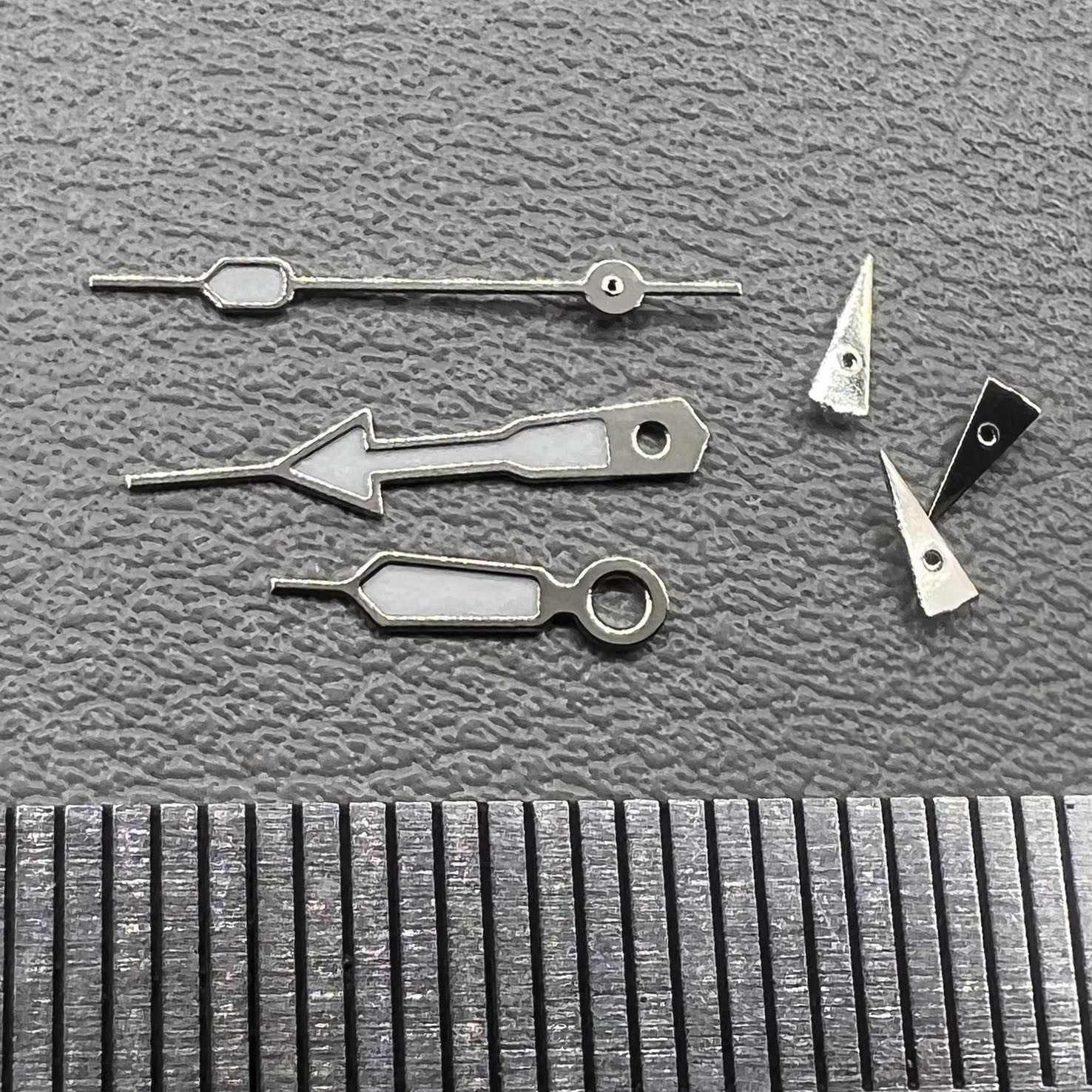 2 Sets Green Lume Arrow Shape Silver Trim Hands for Miyota OS10 OS20 OS60 OS80
