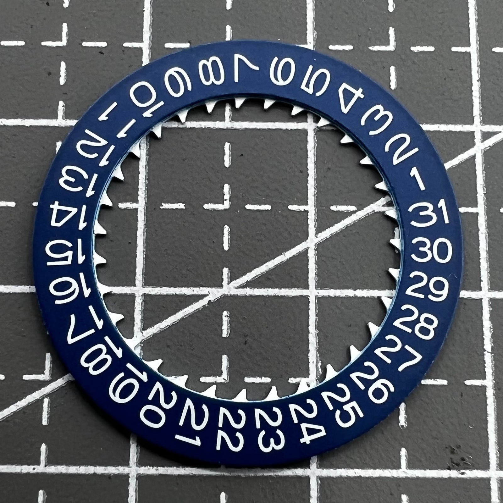 White Font Blue Date Disk Wheel for Movement NH36 NH35 Date 3 Crown Position 3.8