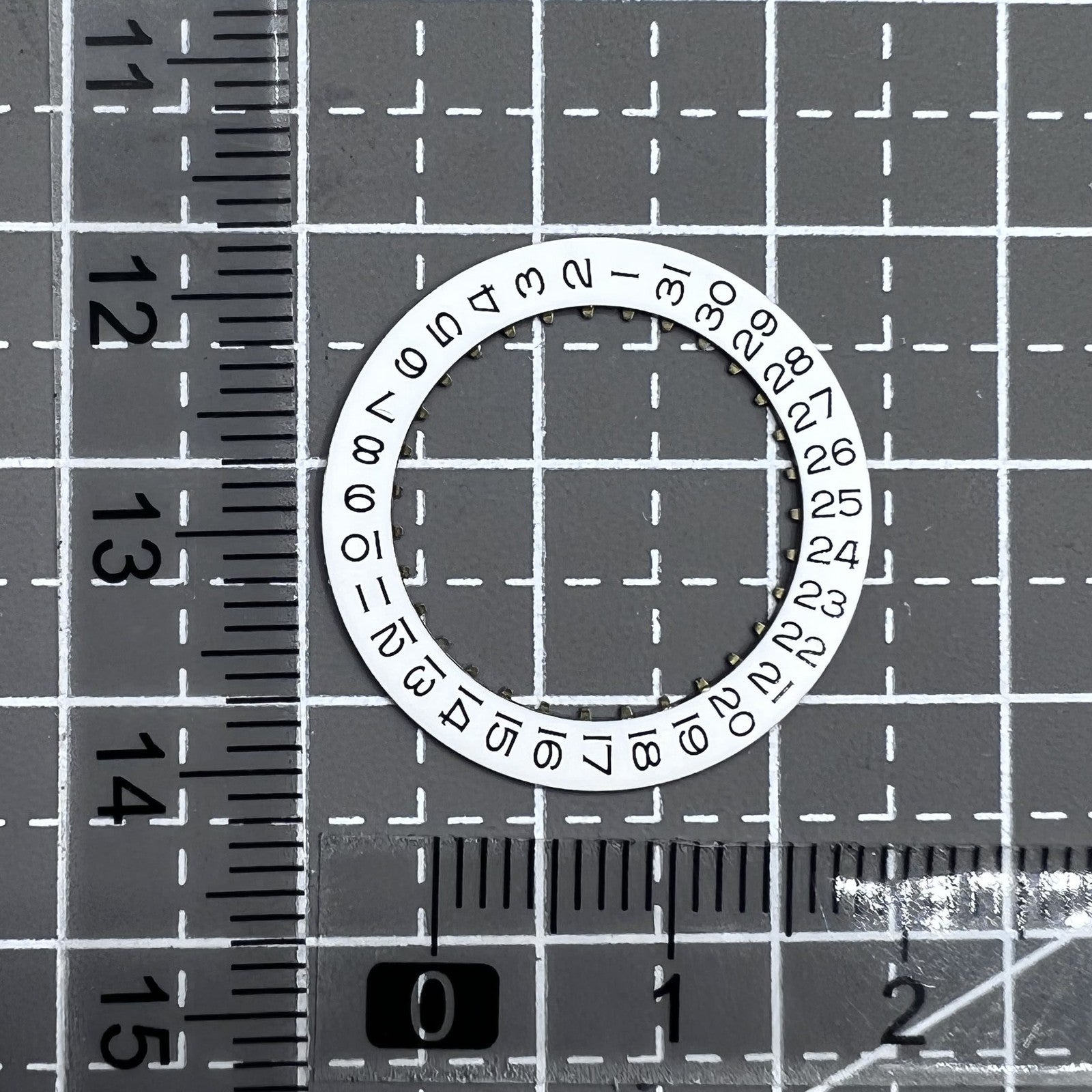 White Date Disk Wheel Date At 3 Black Font for Movement ETA2836