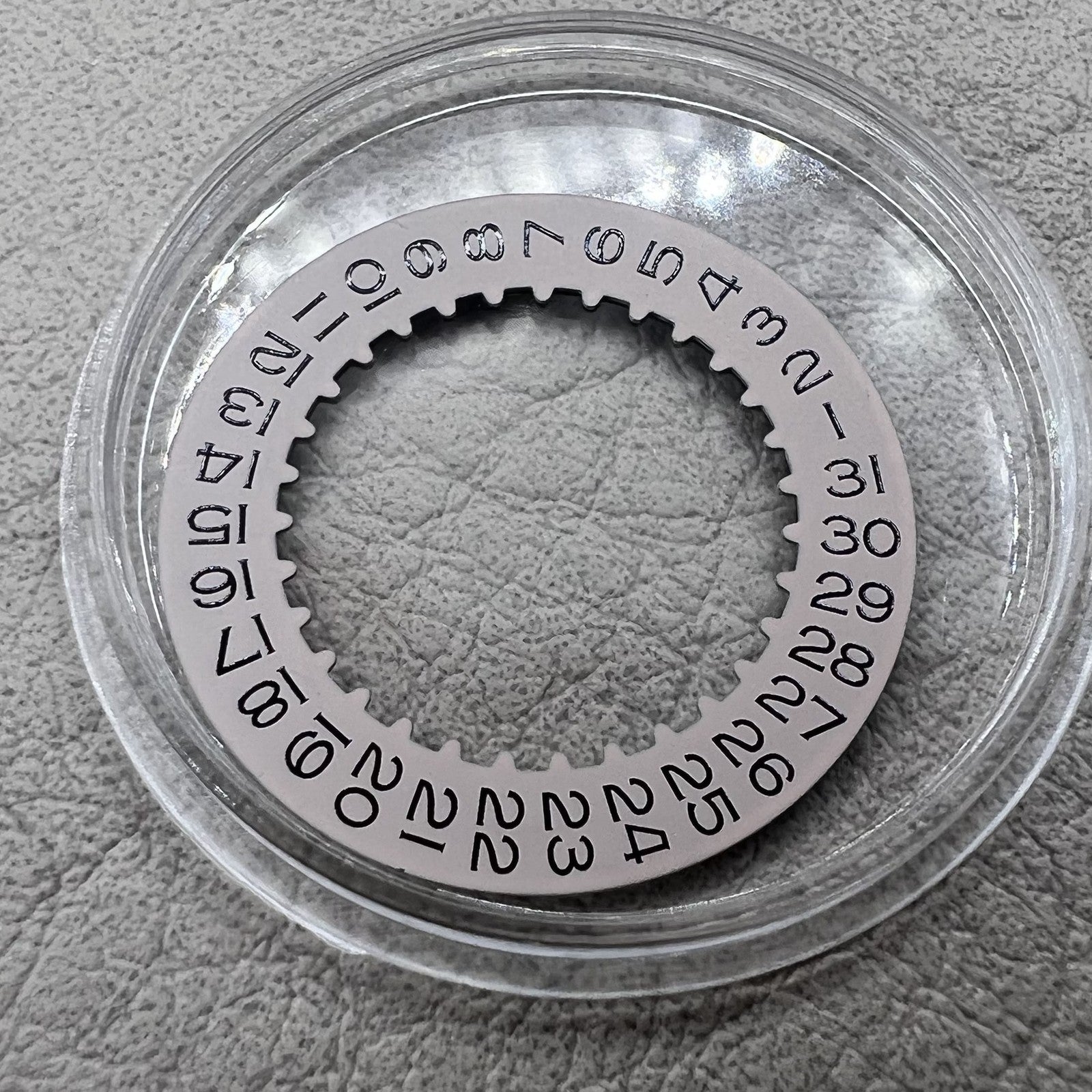 Grey Date Disk Wheel Date Wheel Generic Replacement for RLX 3135 Movement