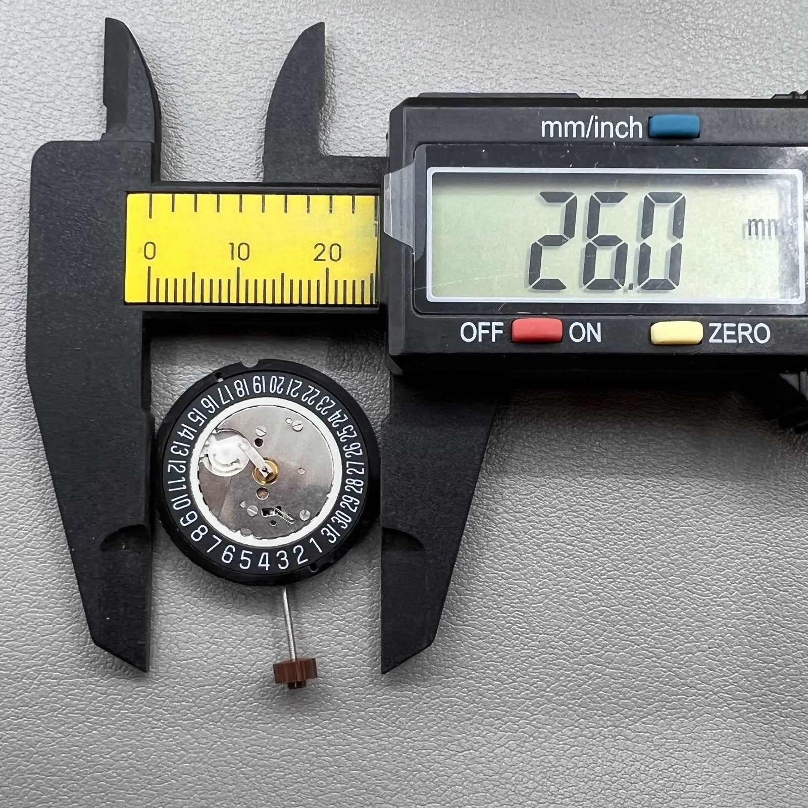 Swiss Black Disk Date At 6 Ronda 515 Watch Quartz Movement 3 Hands