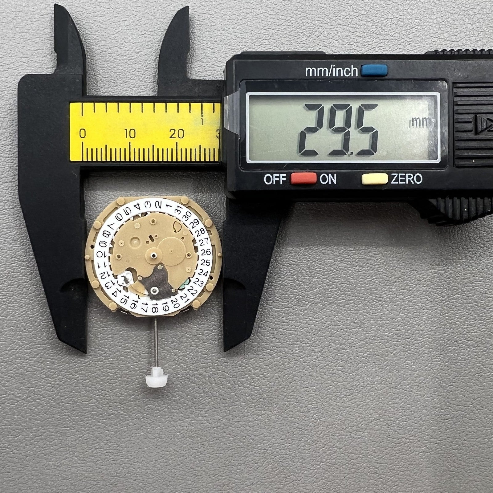 2 PIECES Sunon PE60 3 Hands Date at 3 With Small Second @3@6@9 Quartz Movement