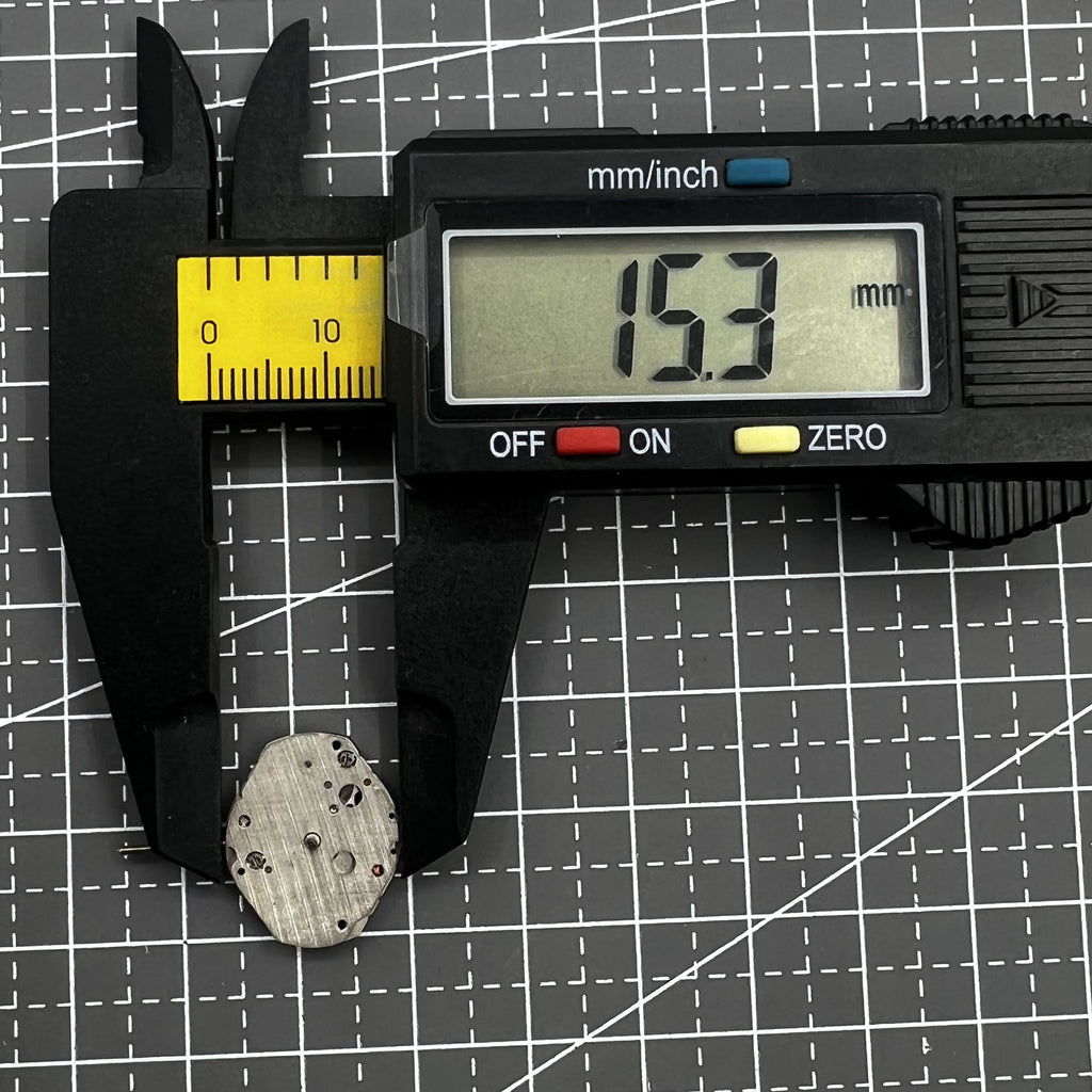Seiko V253A Quartz Movement 2 Hands with Sub Second Hands Old Stock