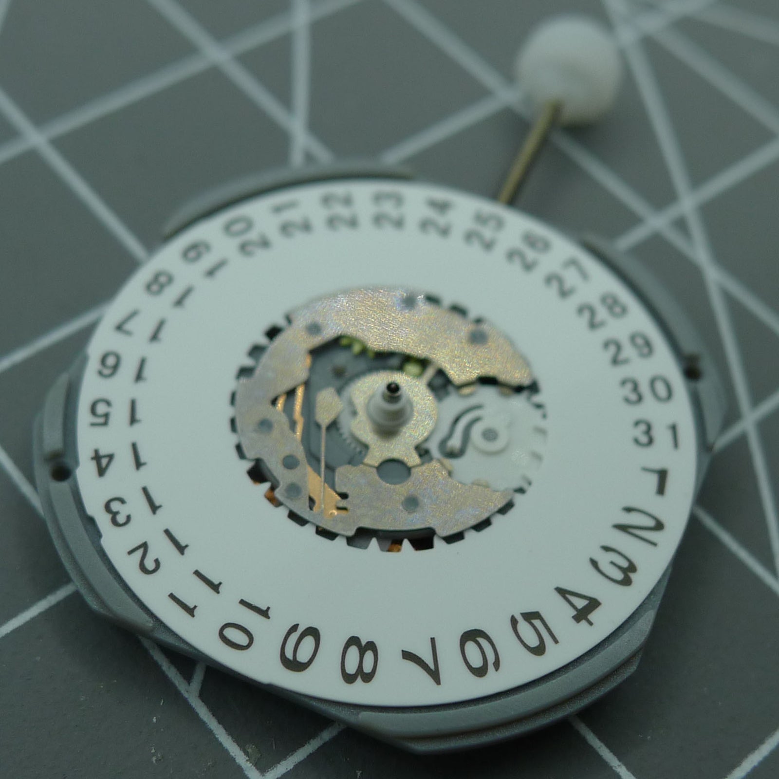 2 PIECES Sunon PE27 Quartz Movement 3 Hands with Date