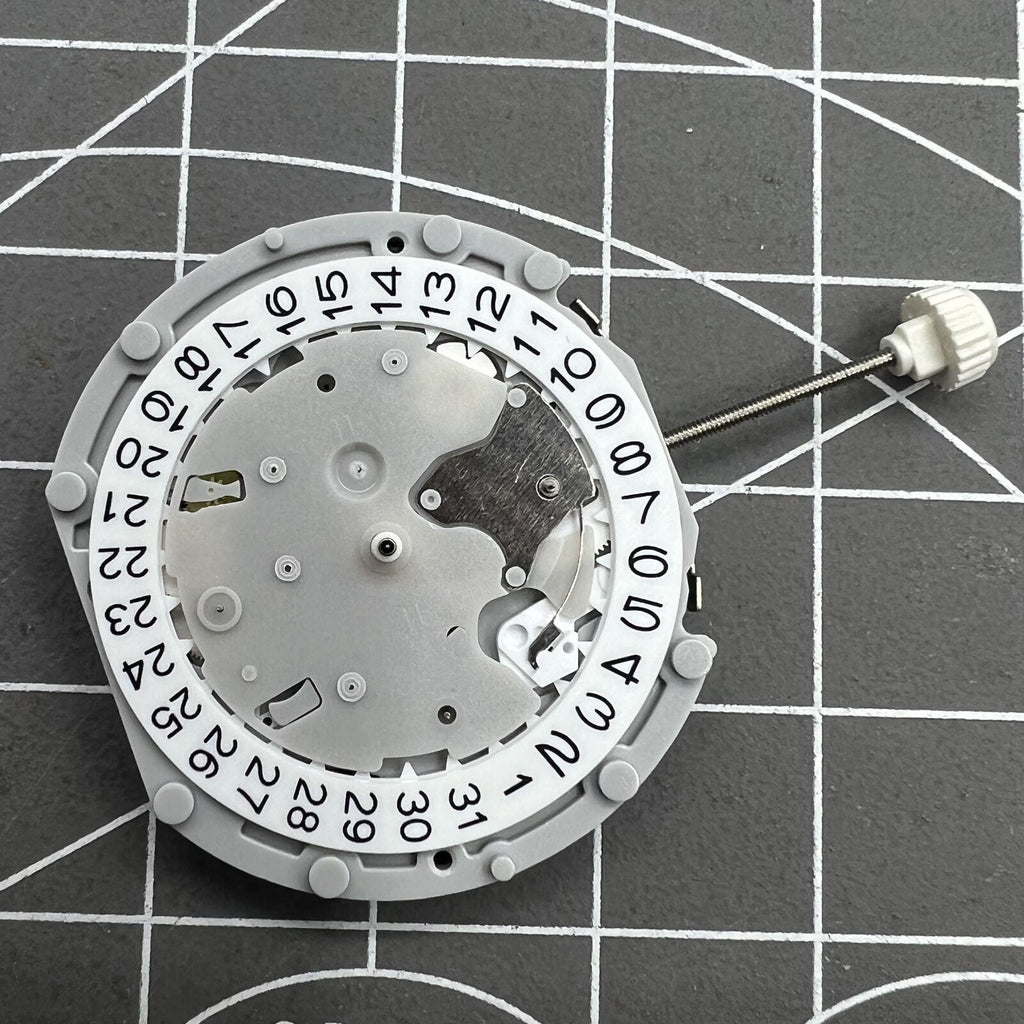 Sunon PE70 Quartz Movement 3 Hands Date at 3 With Small Second @3@6@9 Movement