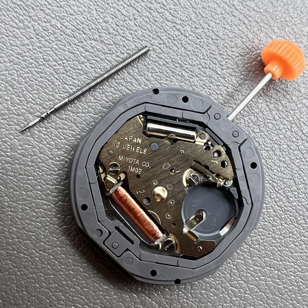 Japan Miyota 1M02 Watch Quartz Movement 3 Hands Date at 3 Day Date