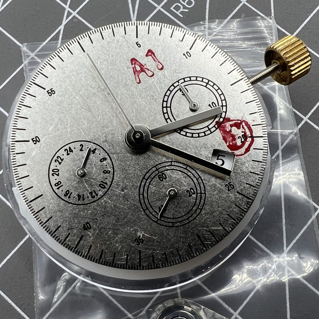 Automatic Chronograph Movement ETA 7753 Configuration Small Second @6