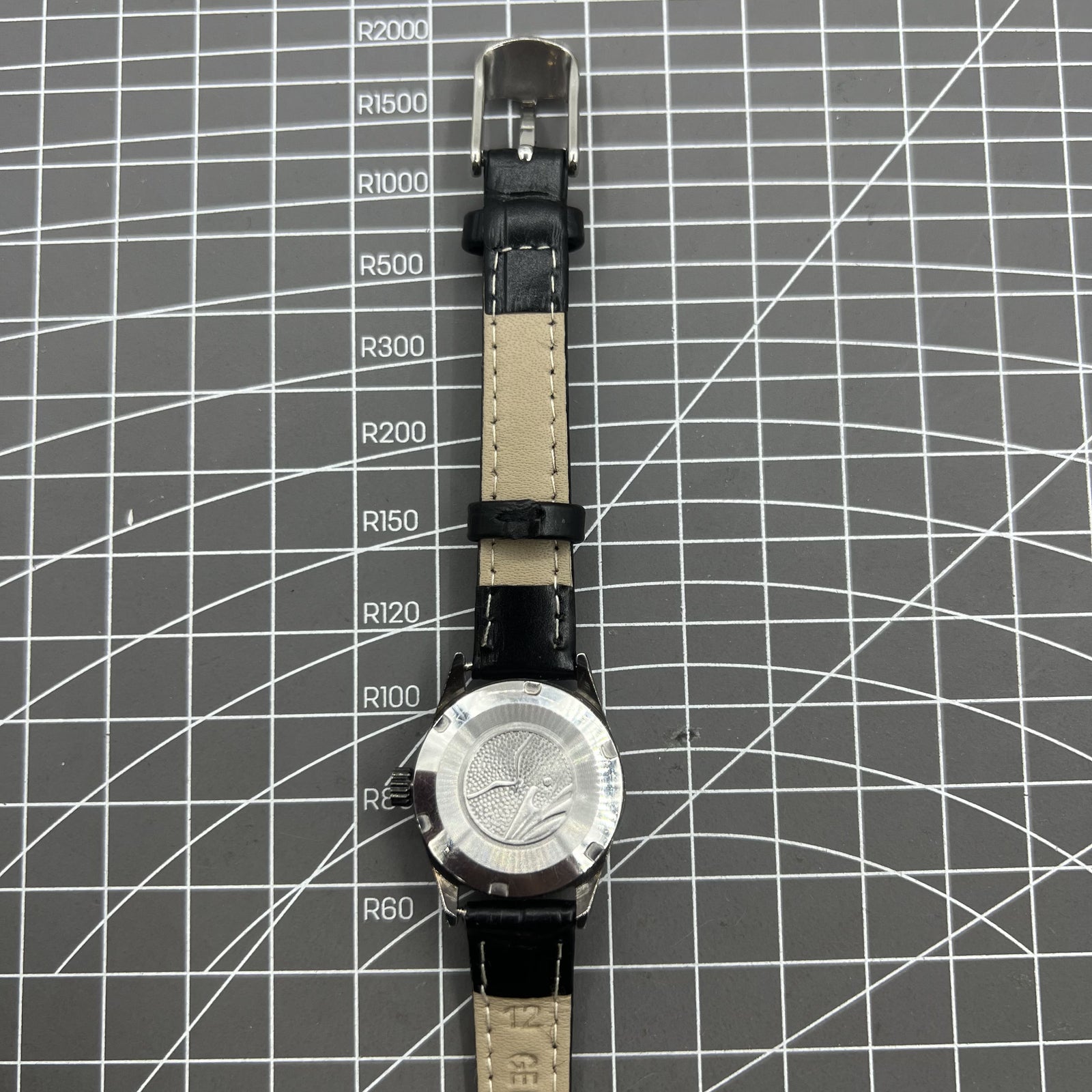 27mm Tianjin Seagull Manual Mechanical Ladies Watch Round Case Golden Nail