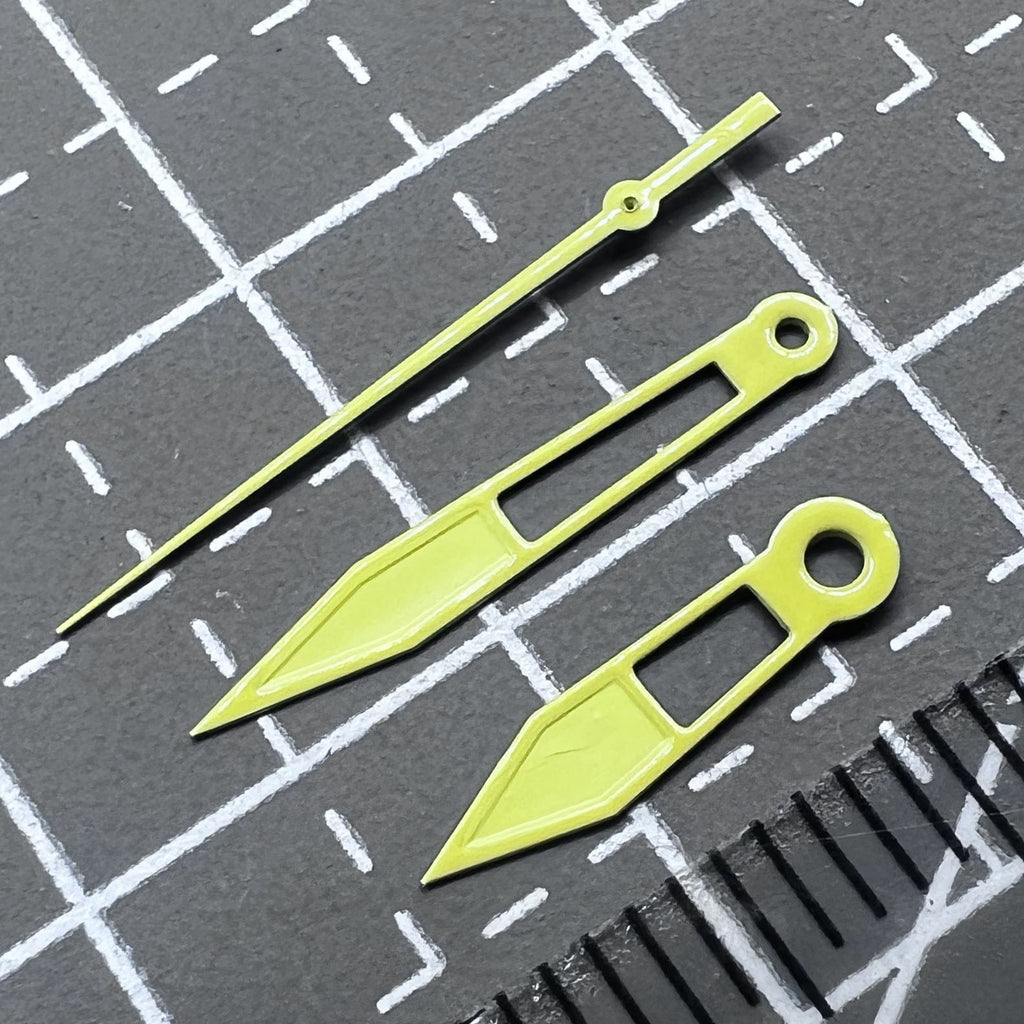 2 Sets/Pack Yellow Trim Hollow Arrow Hands for Miyota 2315 2035 2036 2115 2305