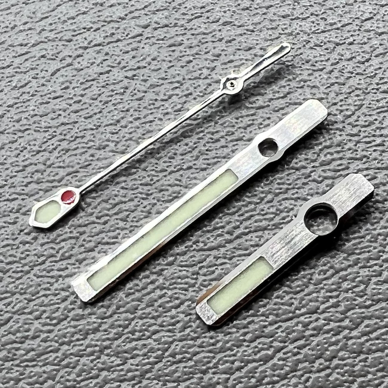 16mm Abalone 6105 C3 Green Lume Silver Trim Hands Set for Movement NH36 NH35