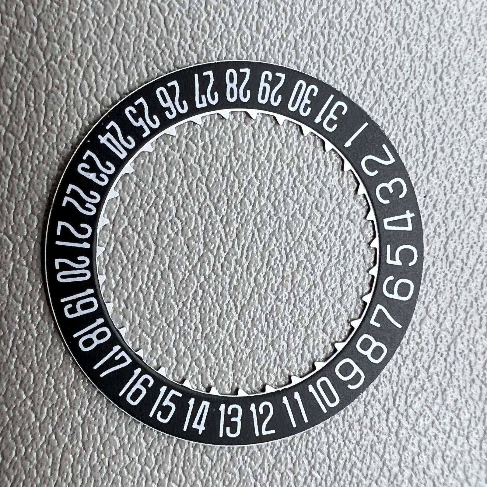 2 PIECES Black Date Disk Wheel Date Wheel Date At 3 for Miyota 9015 Movement