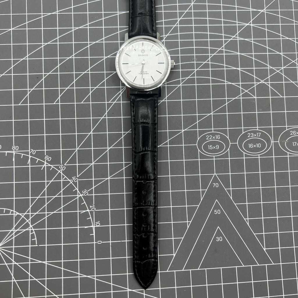 37mm China Baihua Manual Mechanical Watch 19 Jews Silver Dial Shock-Resistant