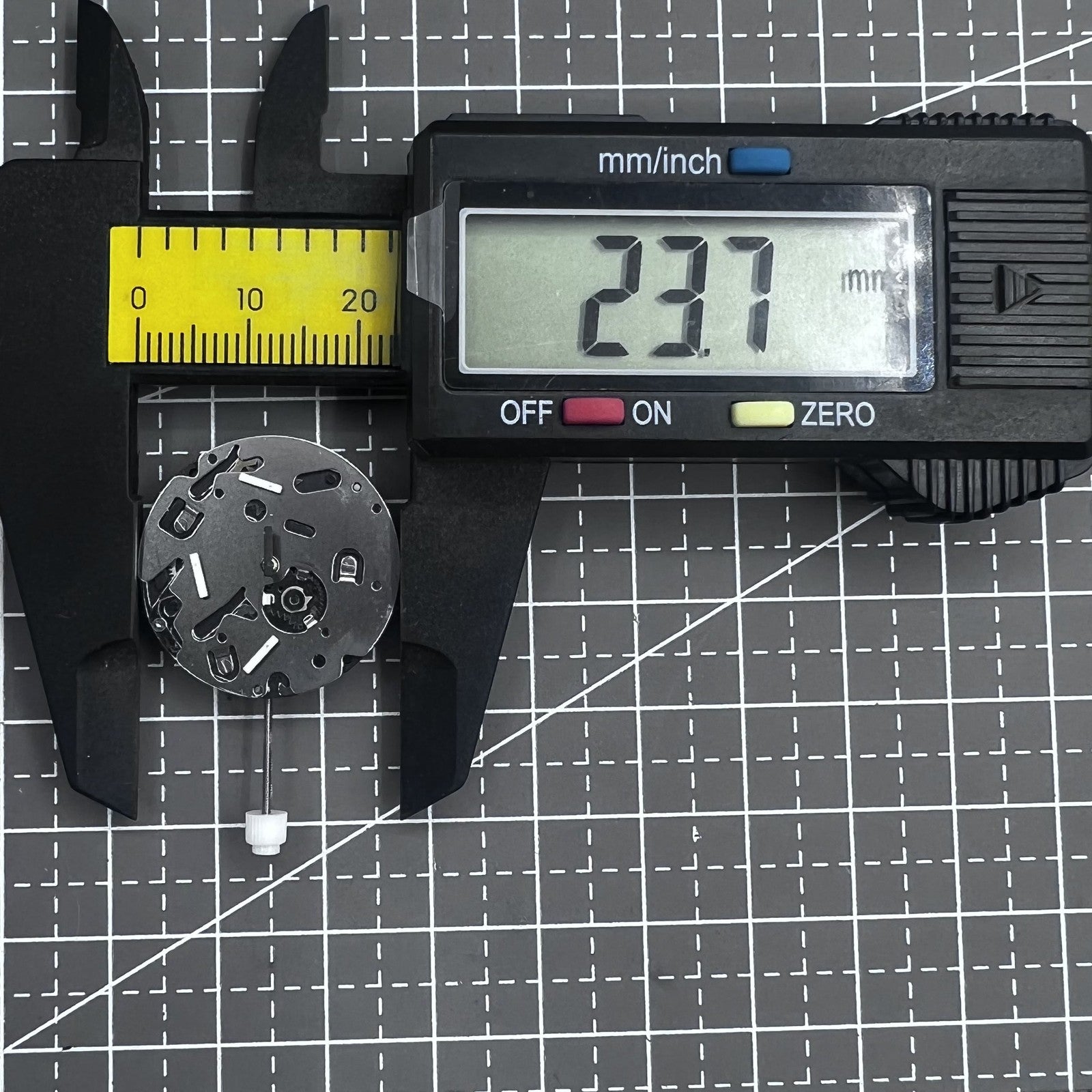 Swiss Silver ISA 9238 Quartz Movement 6 Hands Multifunctional Movement