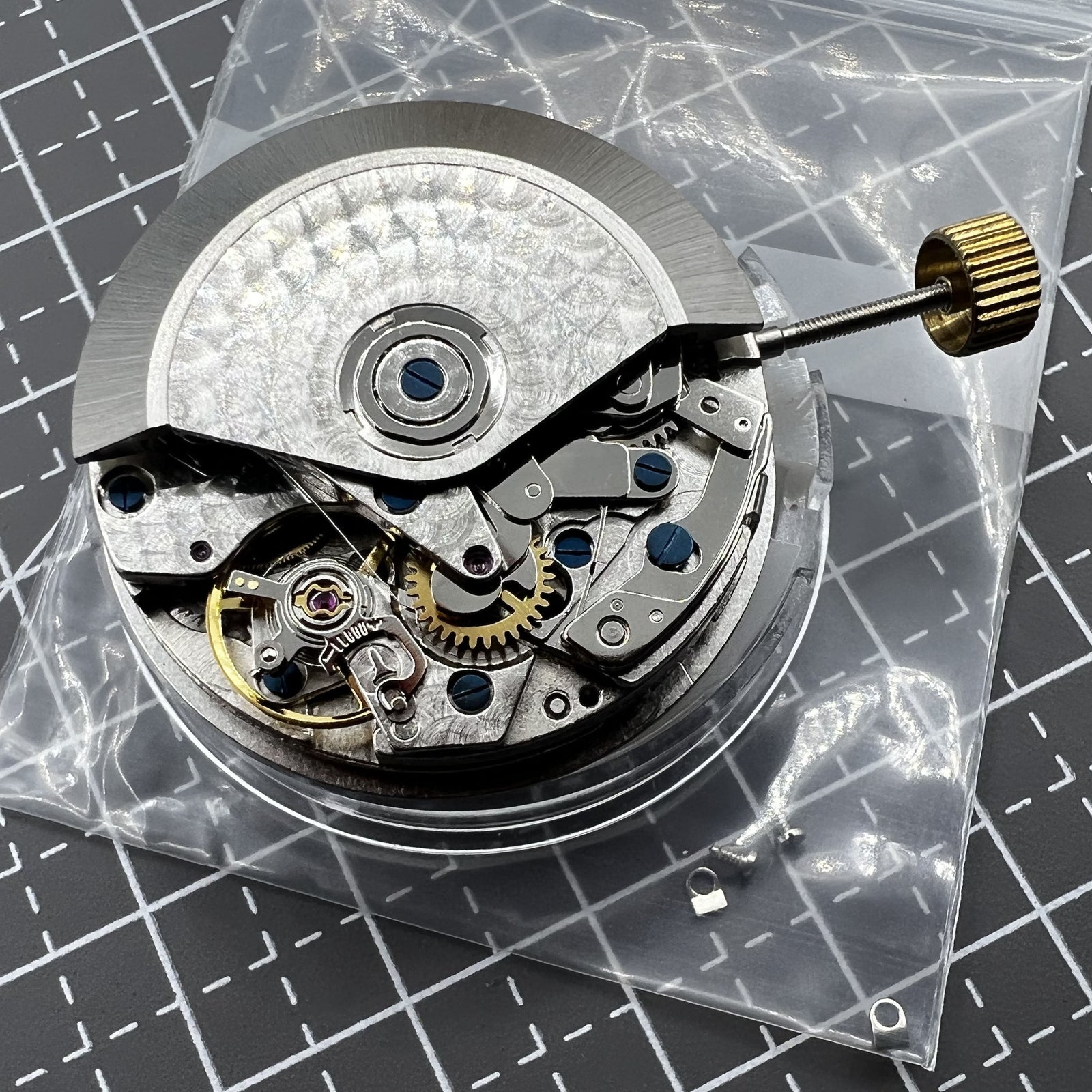 7750 Black Dial Chronograph Movement 3 Hands Small Second @9 Day Date