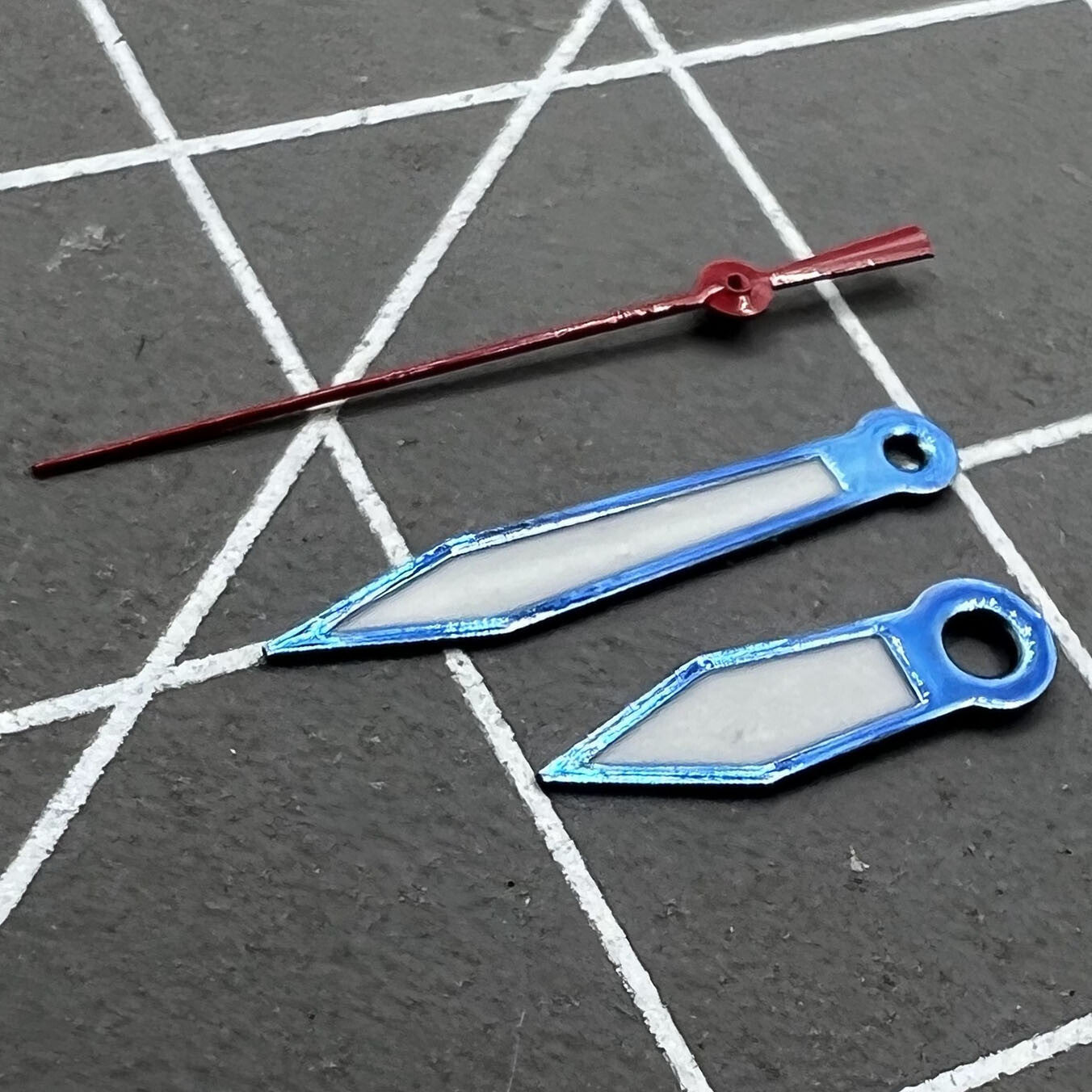 2 Sets/Pack Blue+Red Trim Green Lume Hands Set for Ronda 515 Movement