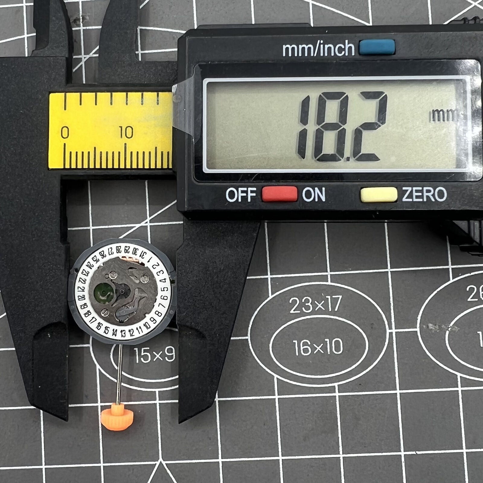 Japan Miyota 1L12 Quartz Movement Date@6