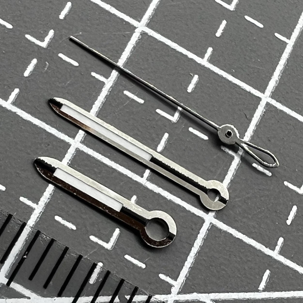 2 Sets/Pack Silver Trim Watch Hands Set for ETA 2824 2834 2836 2846 Movement