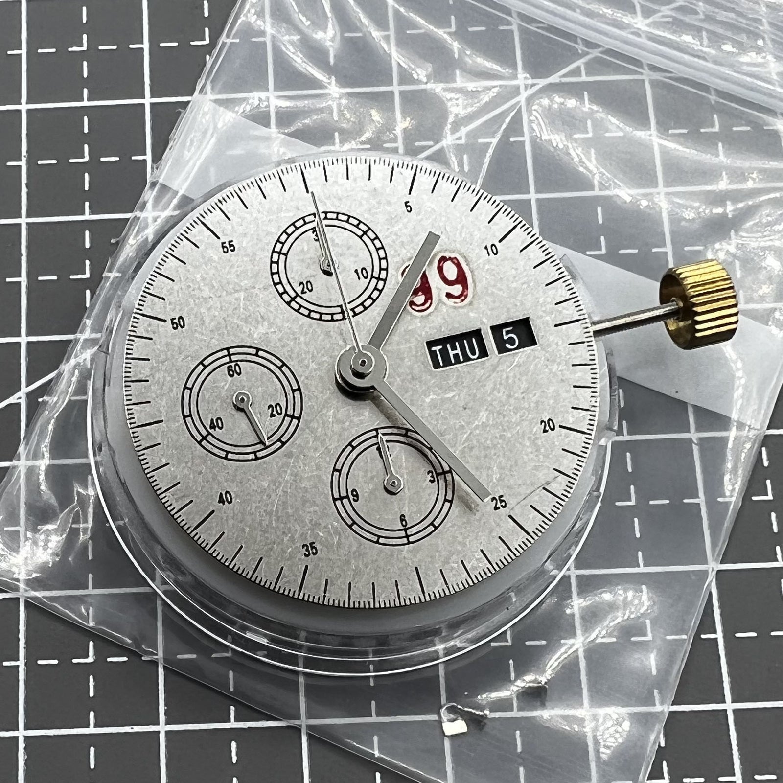 7750 Black Dial Chronograph Movement 3 Hands Small Second @9 Day Date