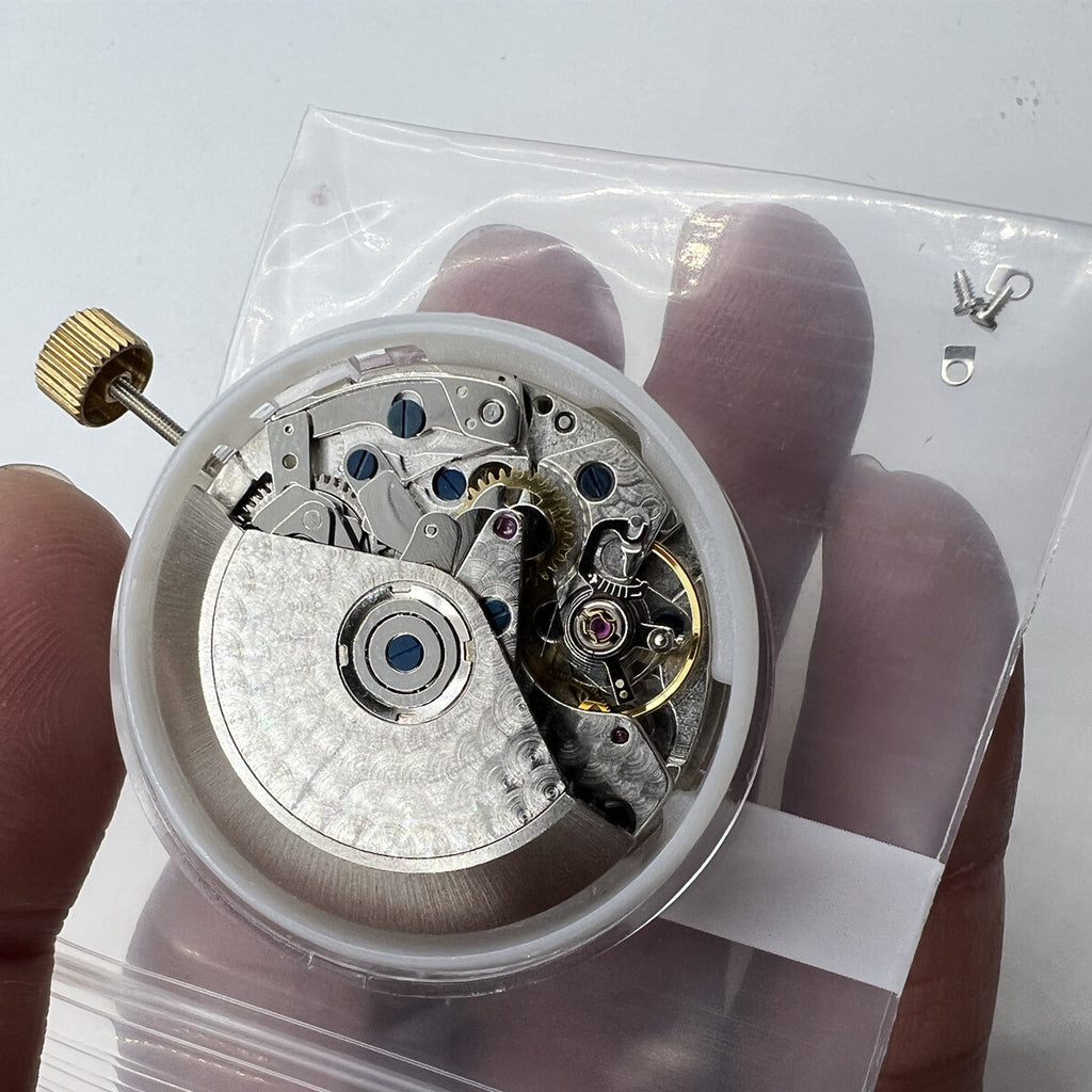 China Made Black Dandong 7753 7750 Automatic Mechanical Movement Small Second@9