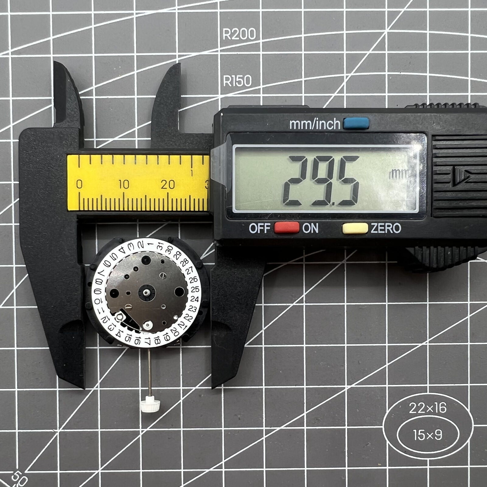 LD53 Date@3 Quartz Movement Small Second @3@6@9