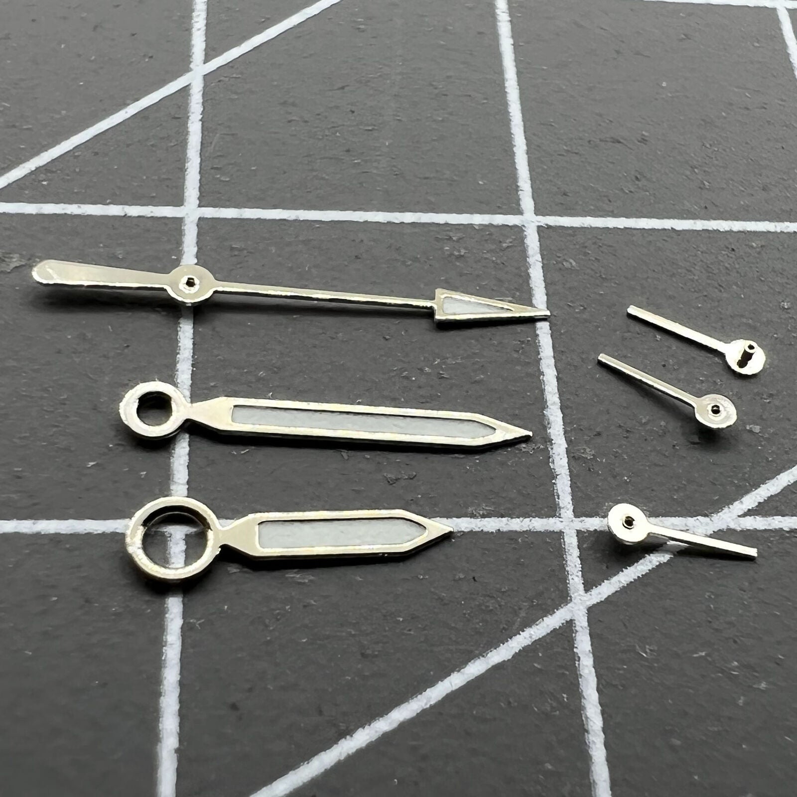 Green Lume Silver Trim Watch Hands Set for ISA 8162 ISA 8172 Quartz Movement