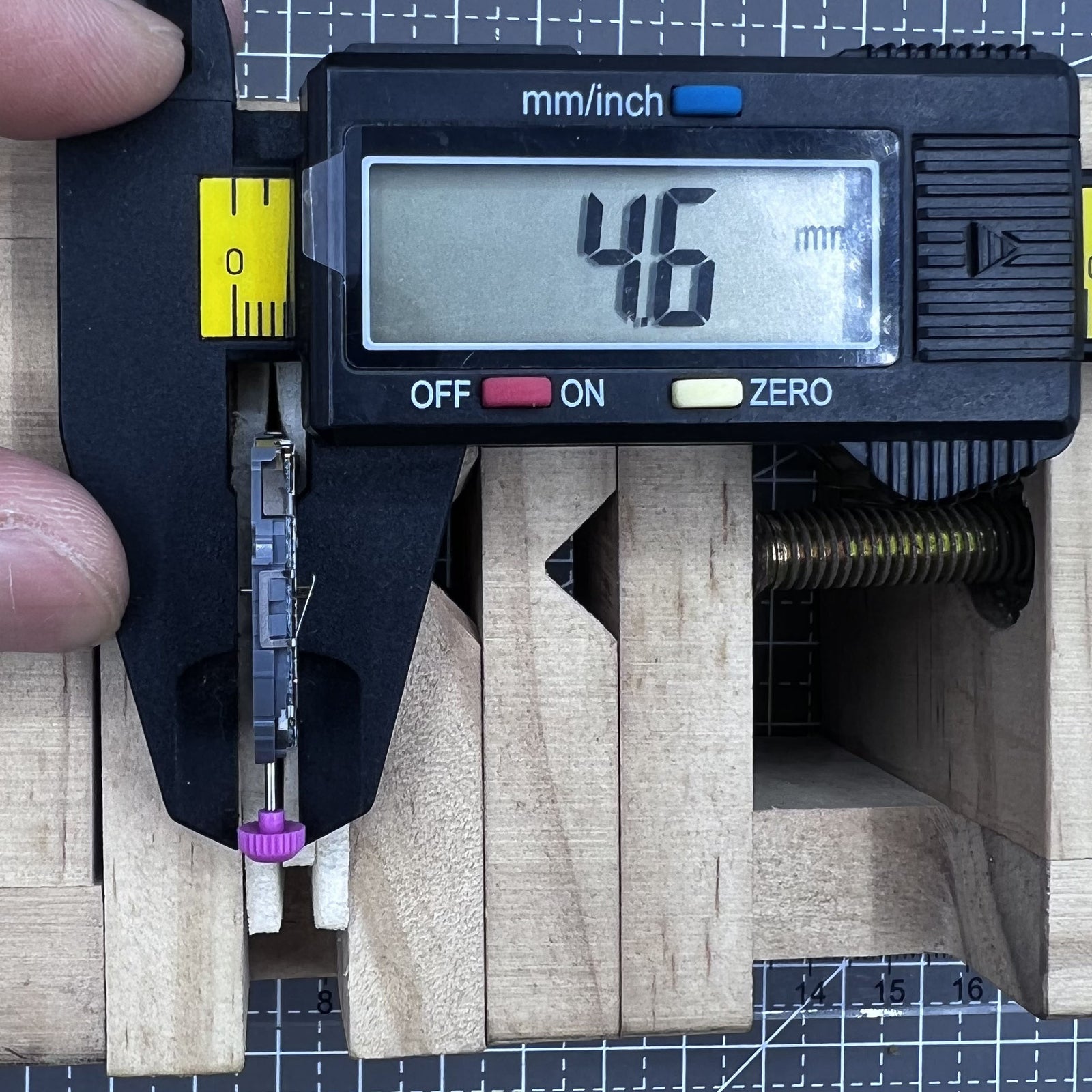 Japan Miyota T205 Quartz Movement with Display