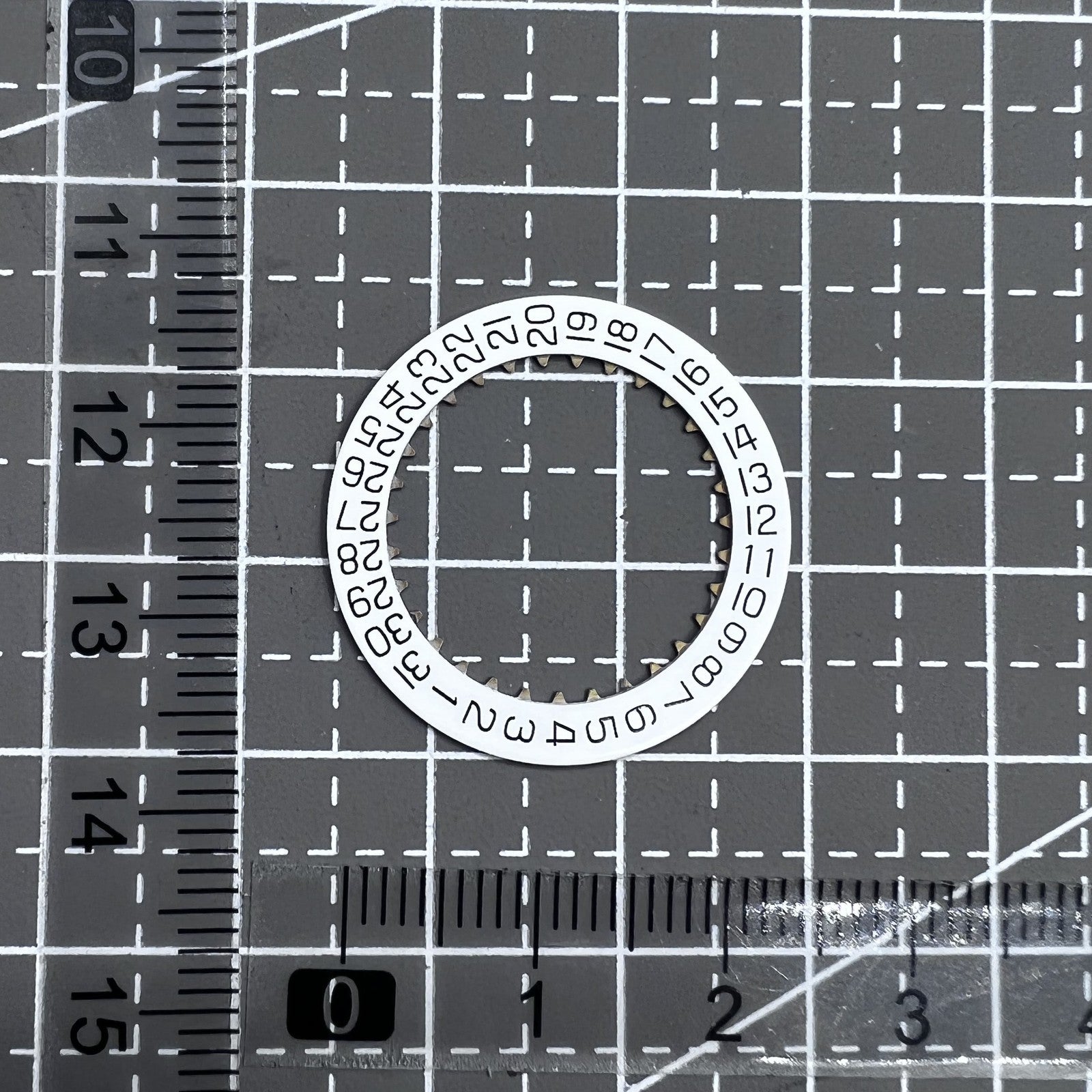 White Date Disk Wheel Date Wheel Genuine for ETA7750 Movement