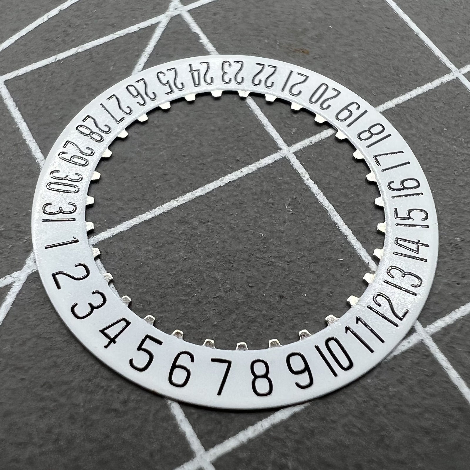 White Date Disk Wheel Date Wheel for ETA 204.911 Movement