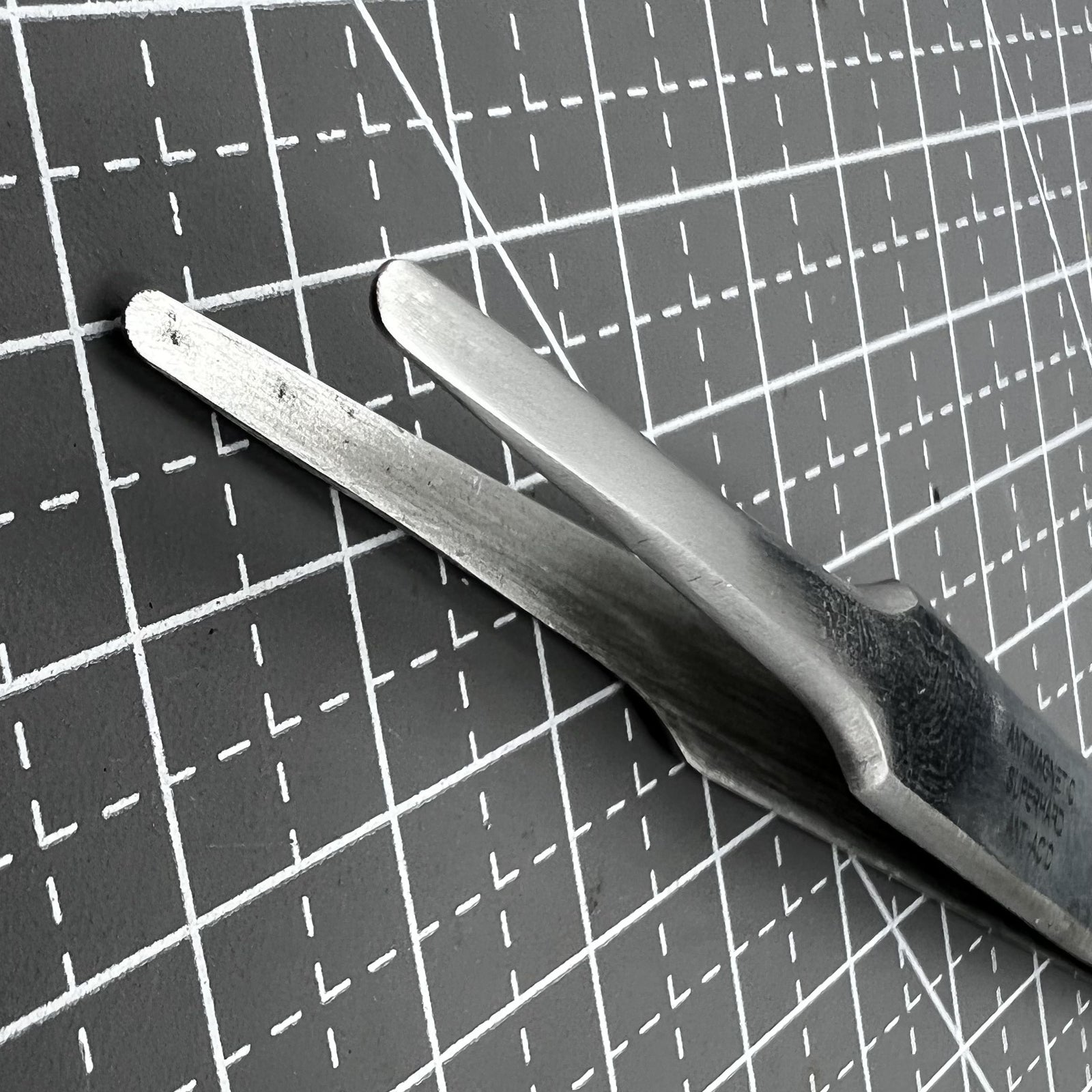 ST13 Tweezer Antimagnetic Superhard Anti-Acid Stainless Steel Anti Magnetic