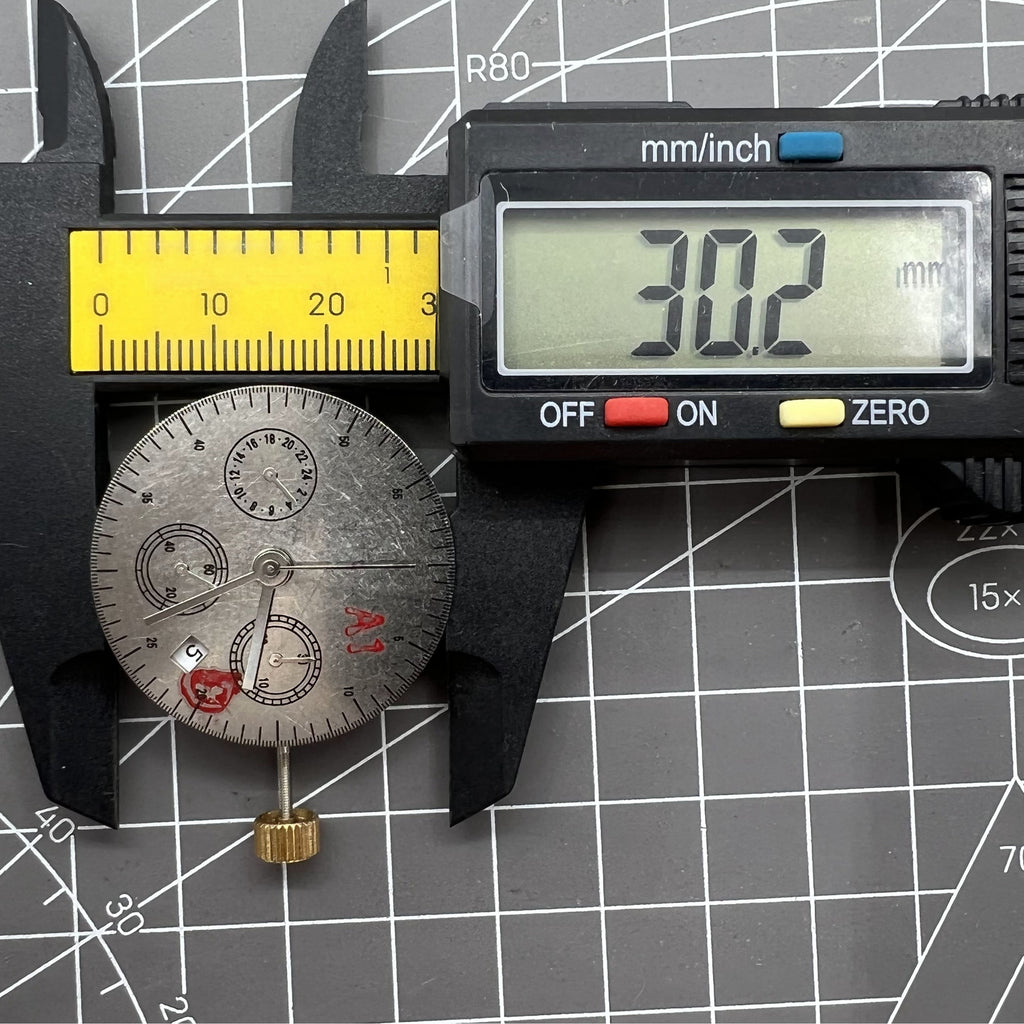 Automatic Chronograph Movement ETA 7753 Configuration Small Second @6