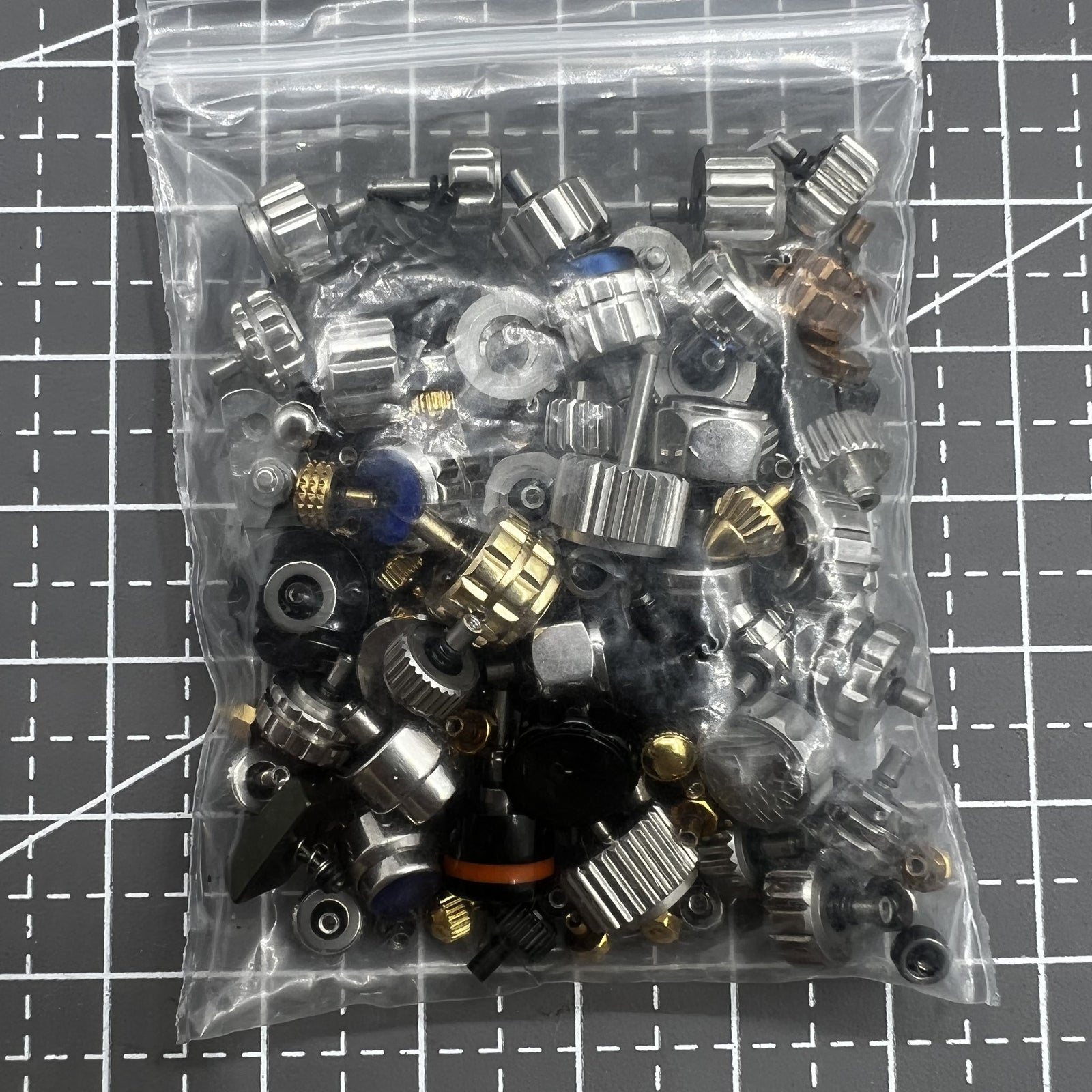 100 PIECES/Pack Assortment Multiple Sizes Mixed Packaging Watch Crown